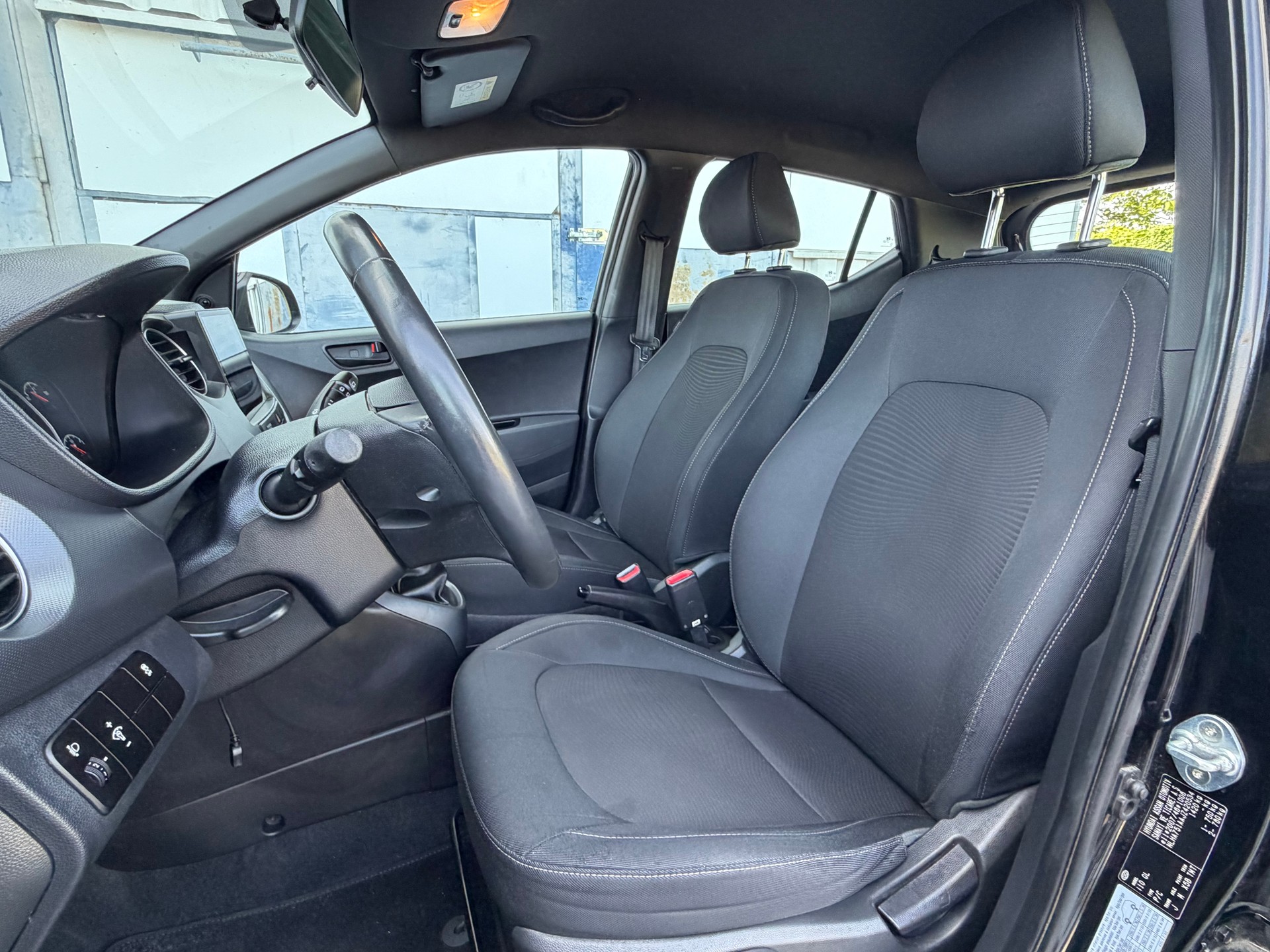 HYUNDAI i10 1.0 Pica-image-9
