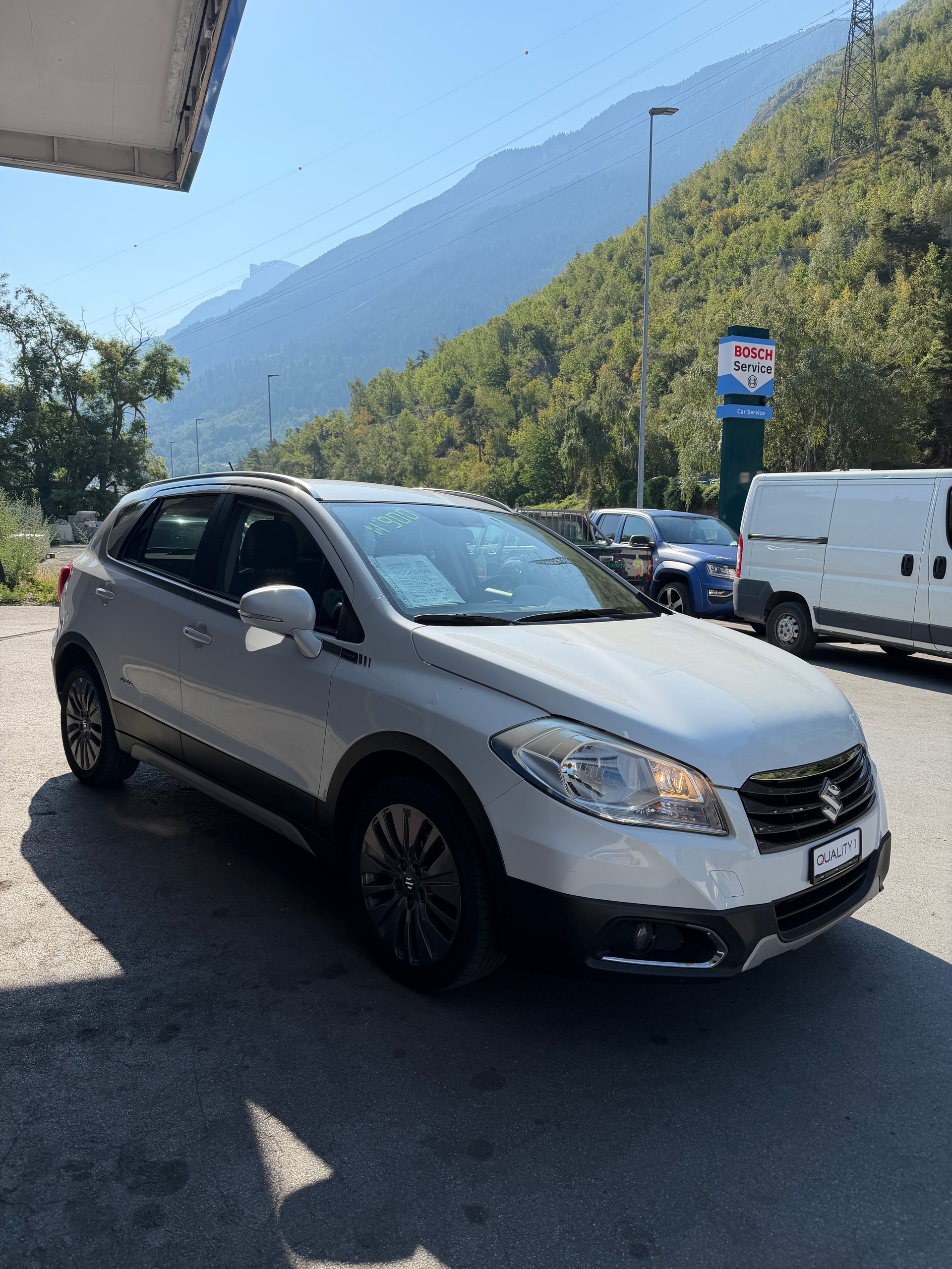 SUZUKI SX4 S-Cross 1.6 TD PizSulai 4WD TCSS-image-1