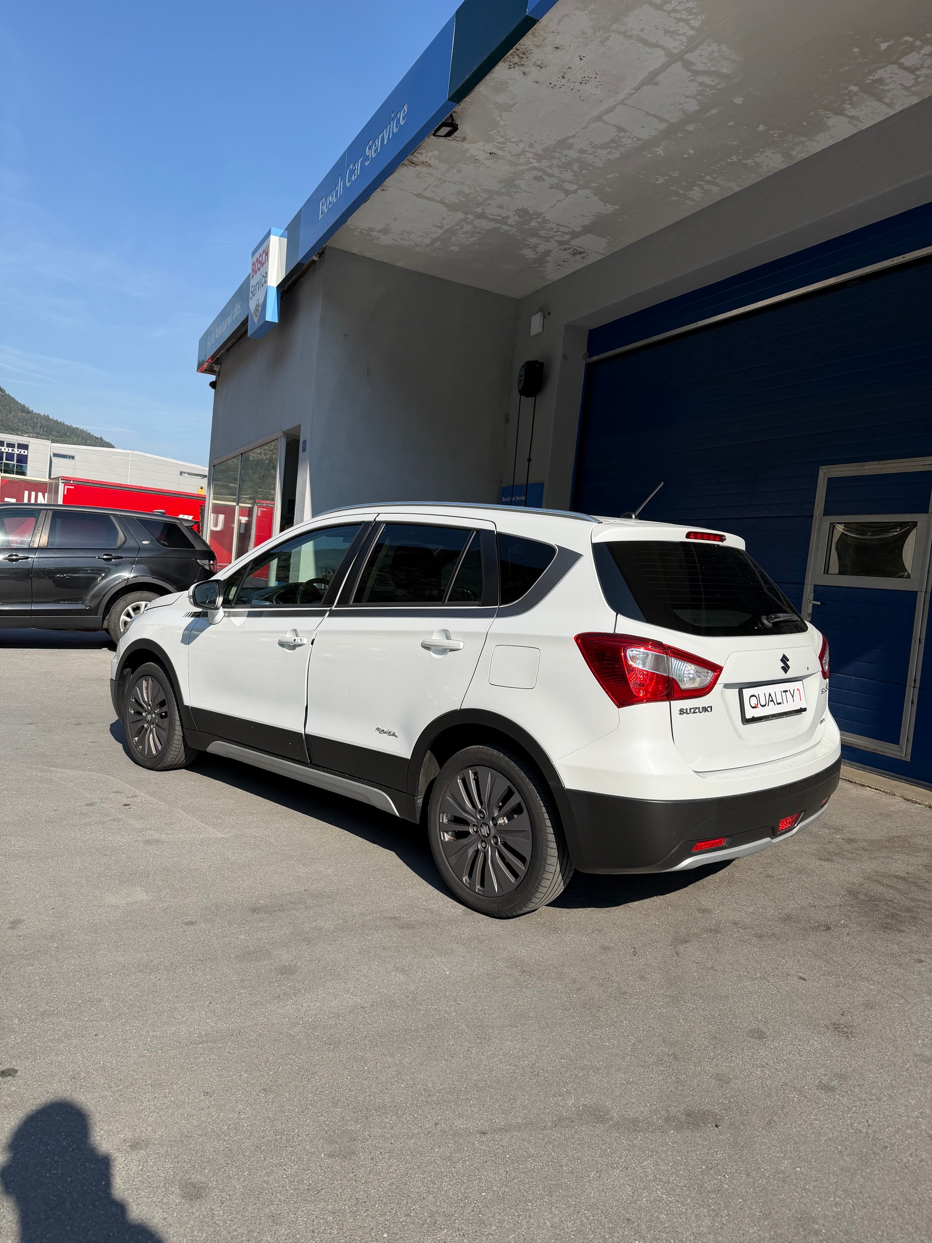 SUZUKI SX4 S-Cross 1.6 TD PizSulai 4WD TCSS-image-4