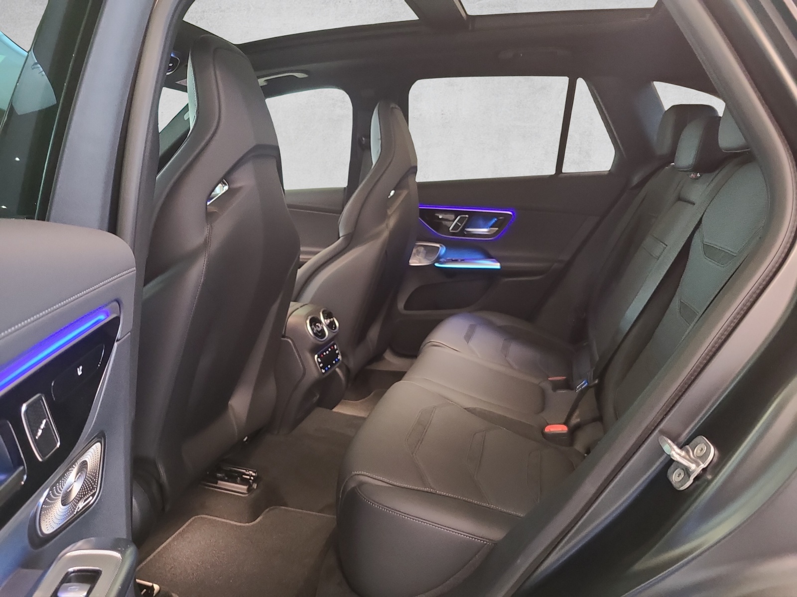 MERCEDES-BENZ GLC 53 AMG 4Matic+ 9G-Tronic-image-10