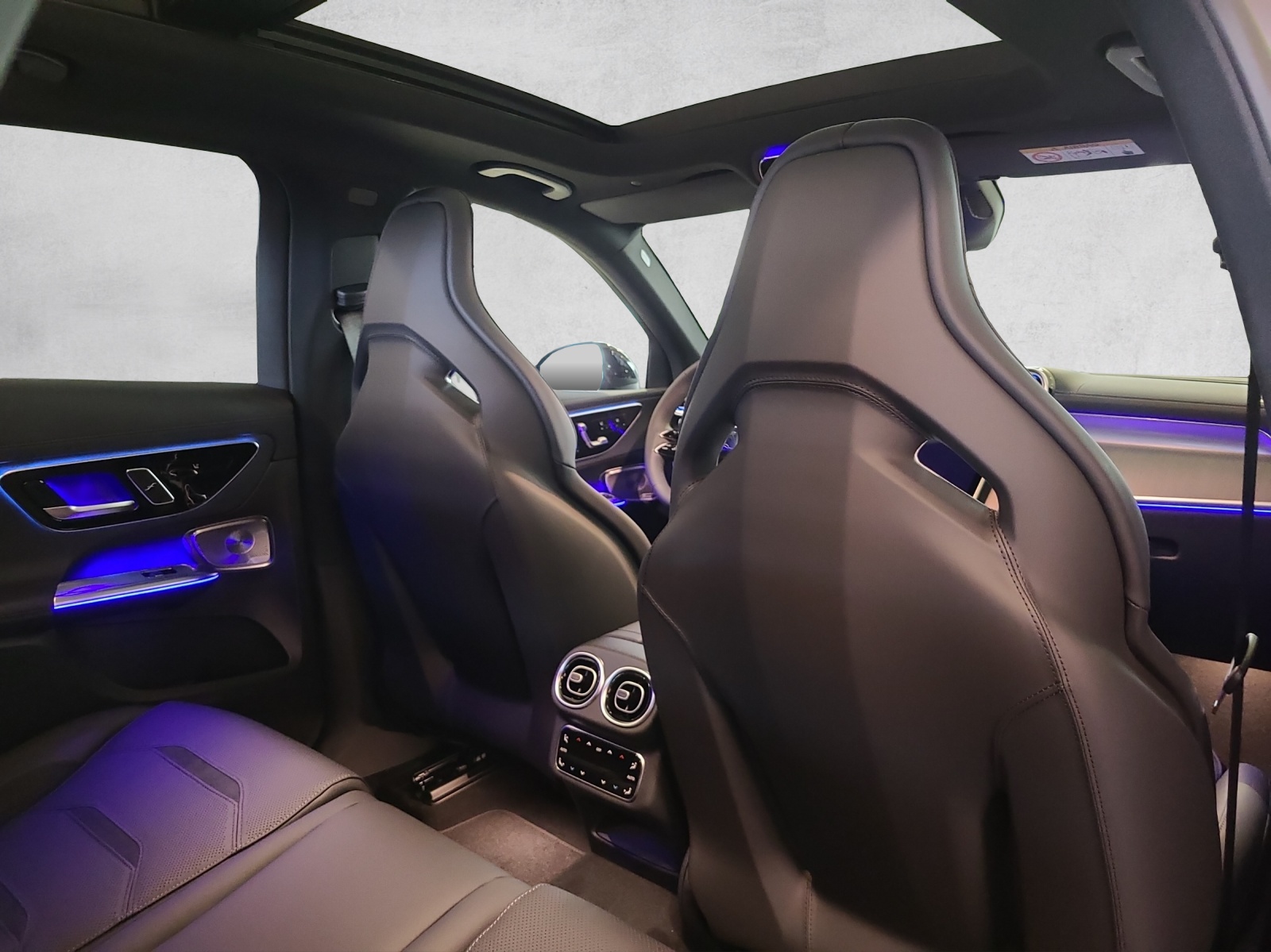 MERCEDES-BENZ GLC 53 AMG 4Matic+ 9G-Tronic-image-14