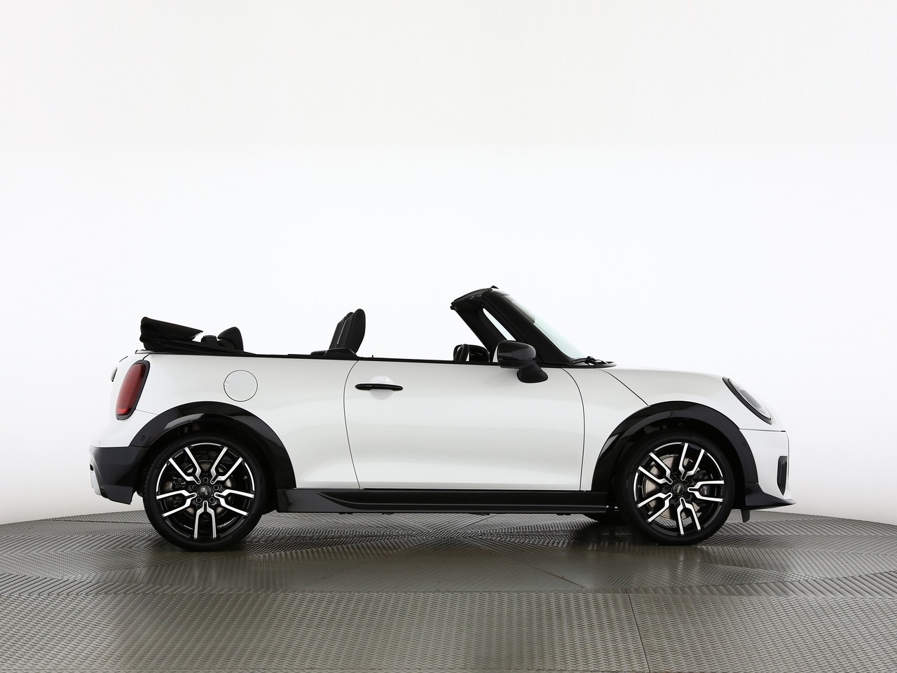 MINI Cooper S Cabriolet DKG-image-15