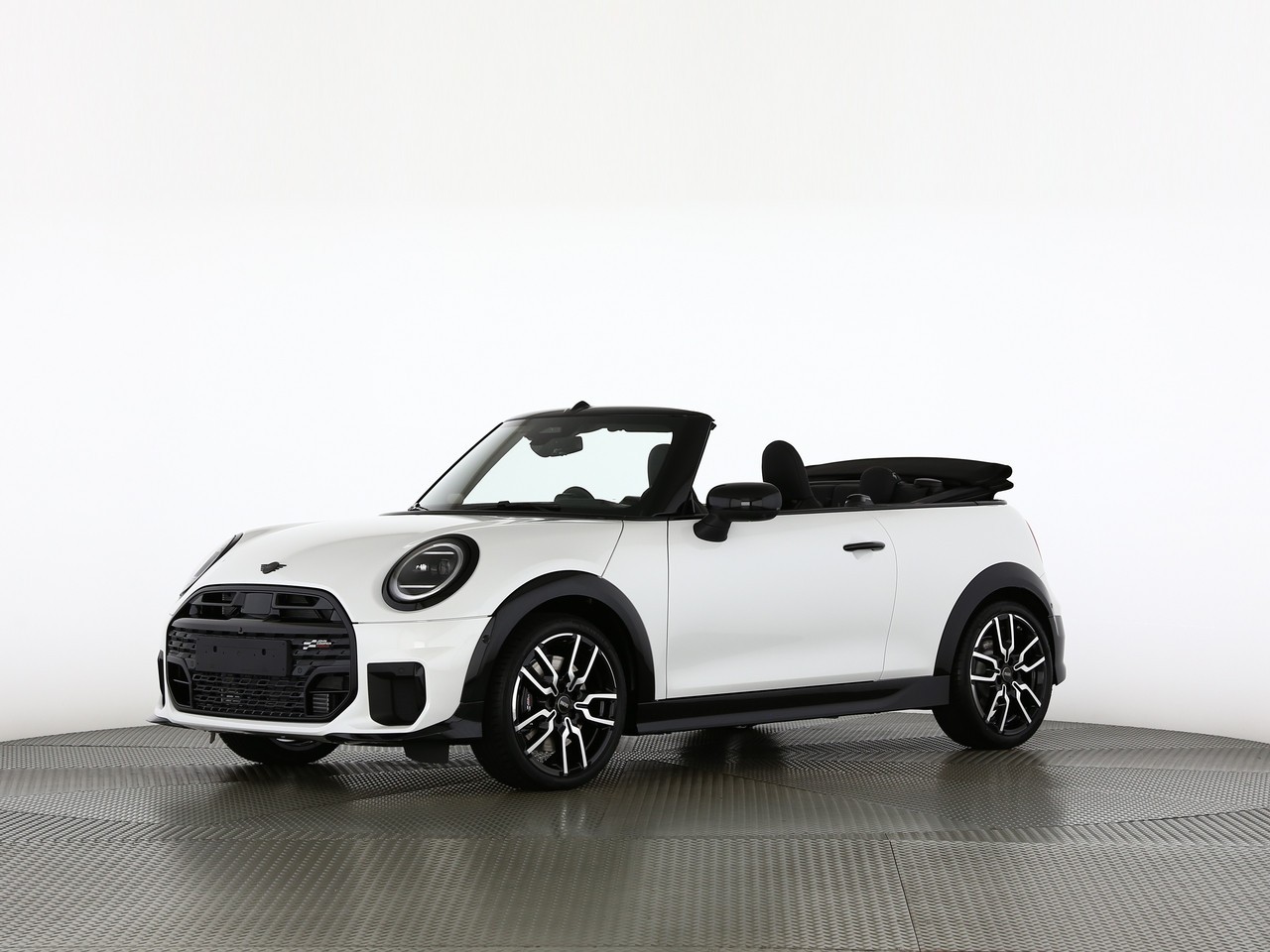 MINI Cooper S Cabriolet DKG-showroom-element-1