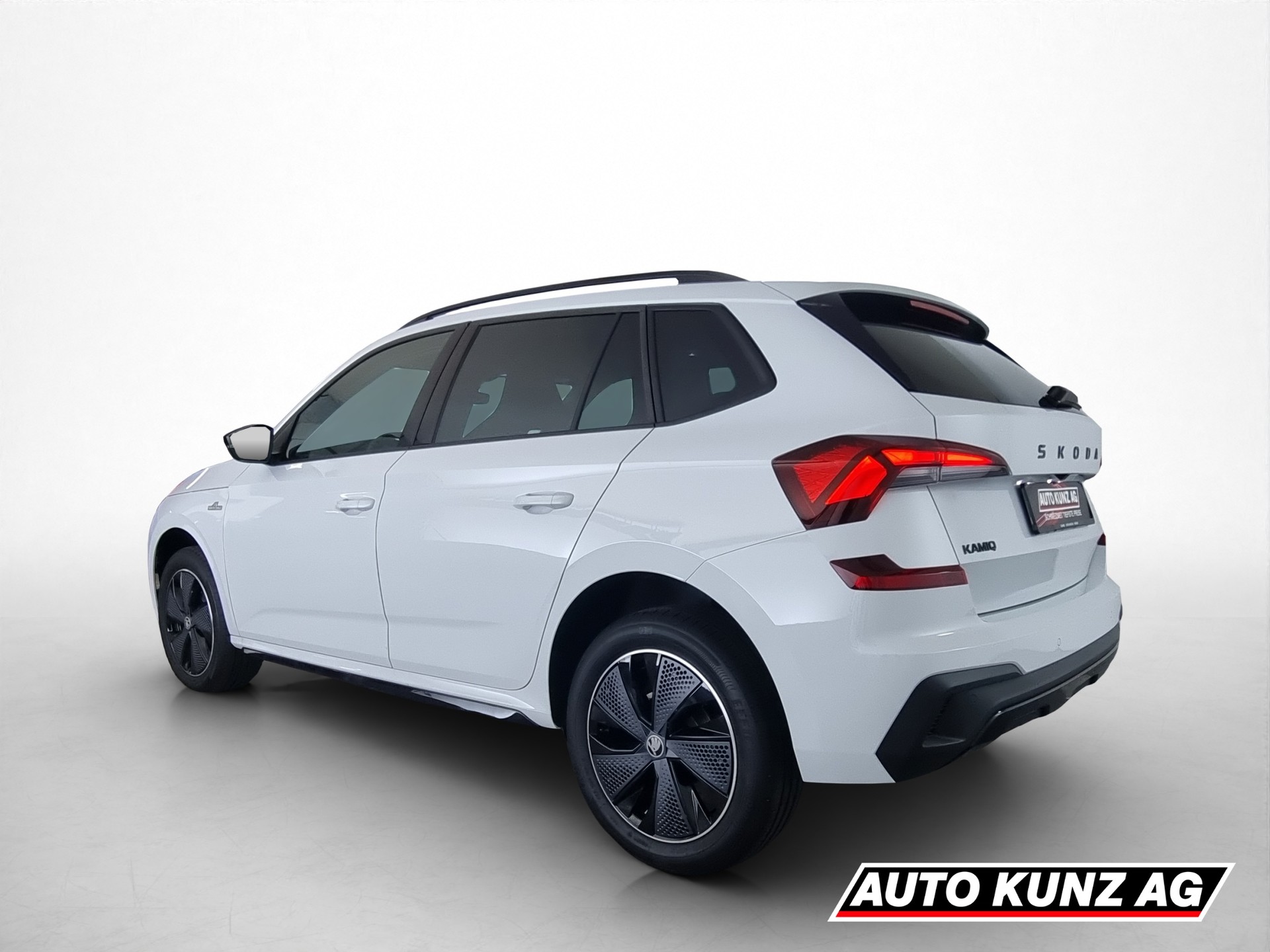 SKODA Kamiq 1.5 TSI Monte Carlo DSG-showroom-element-3