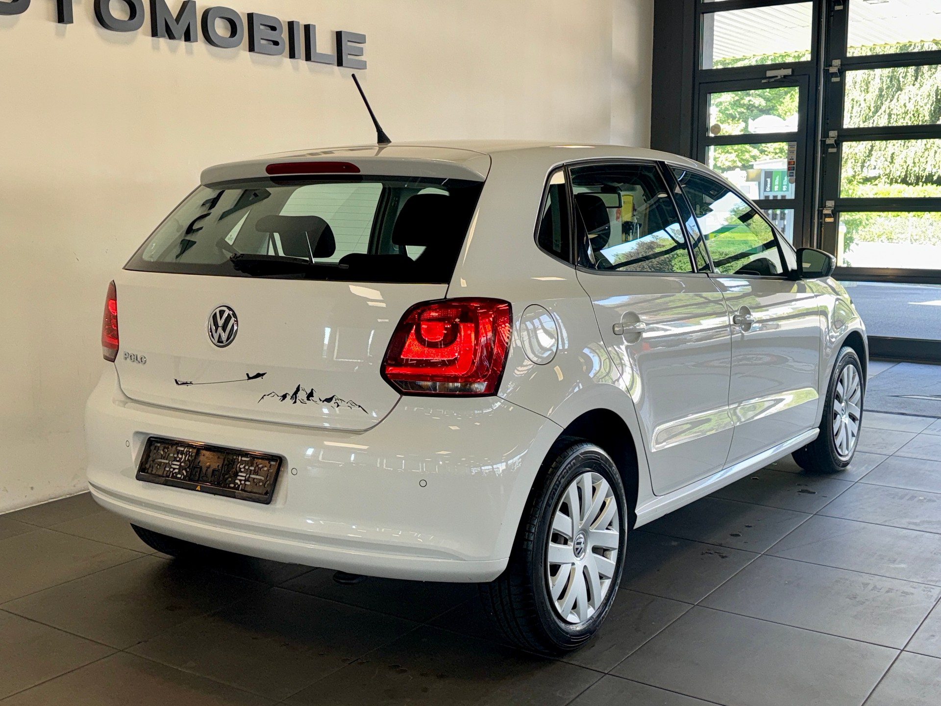 VW Polo 1.2 12V Comfortline *MFK 02.2025*-showroom-element-2