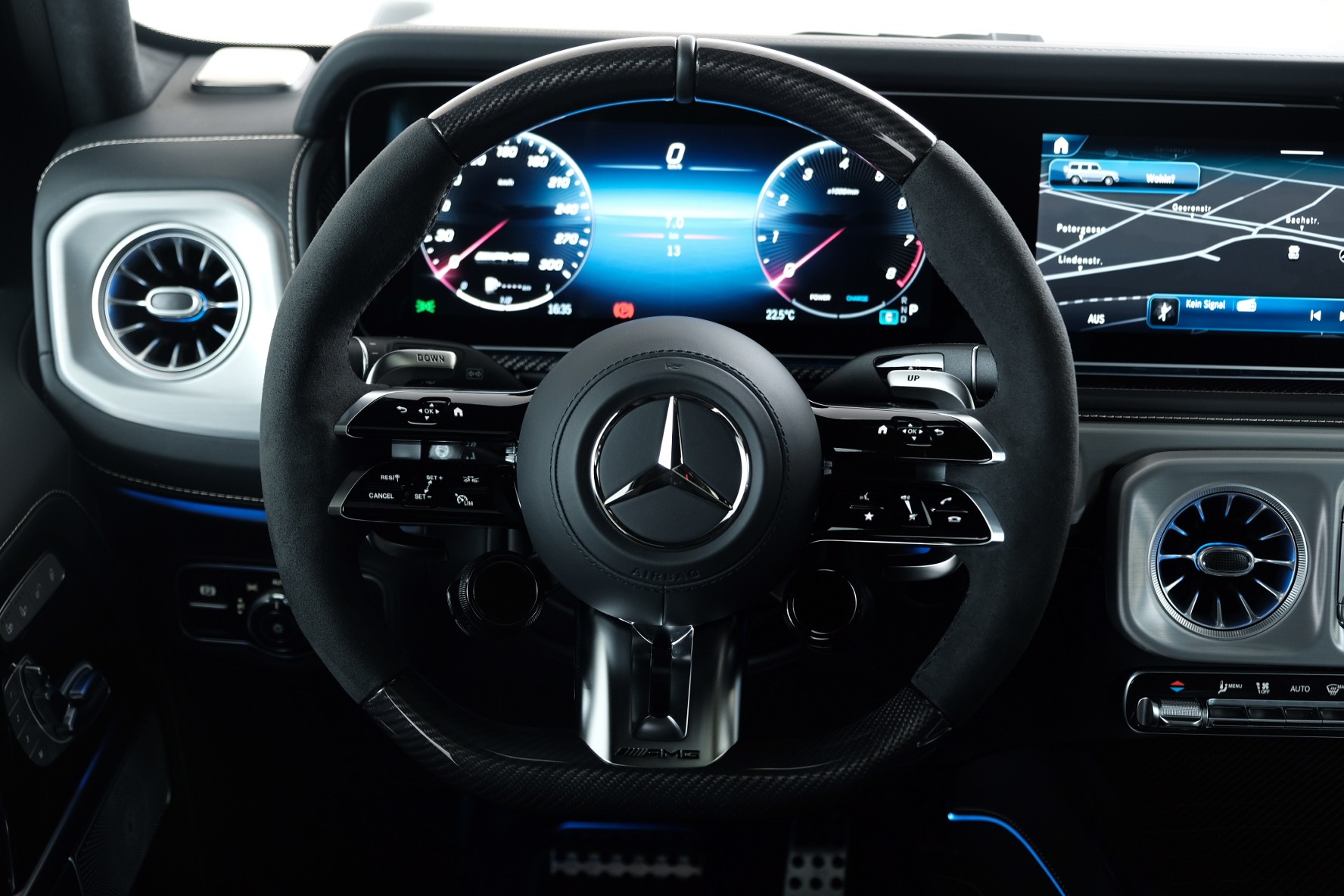 MERCEDES-BENZ G 63 AMG 9G-Tronic-image-9