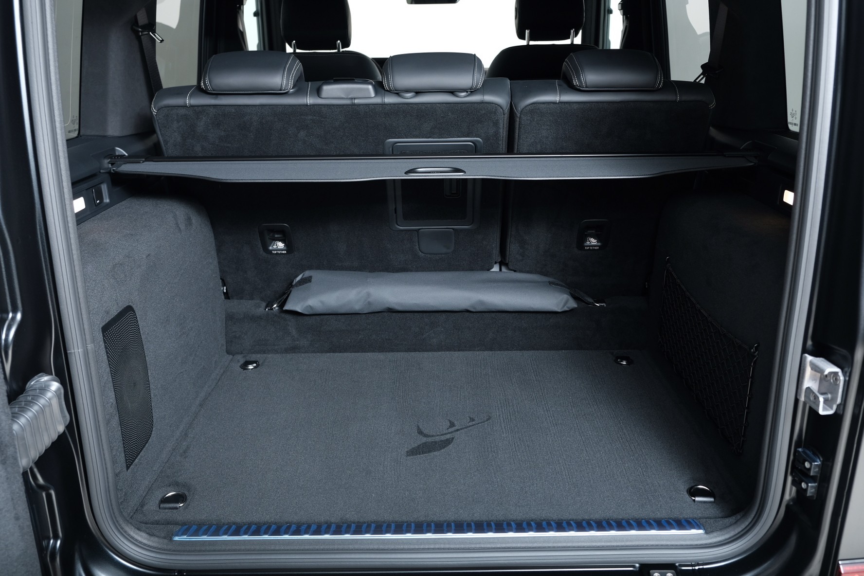 MERCEDES-BENZ G 63 AMG 9G-Tronic-image-16