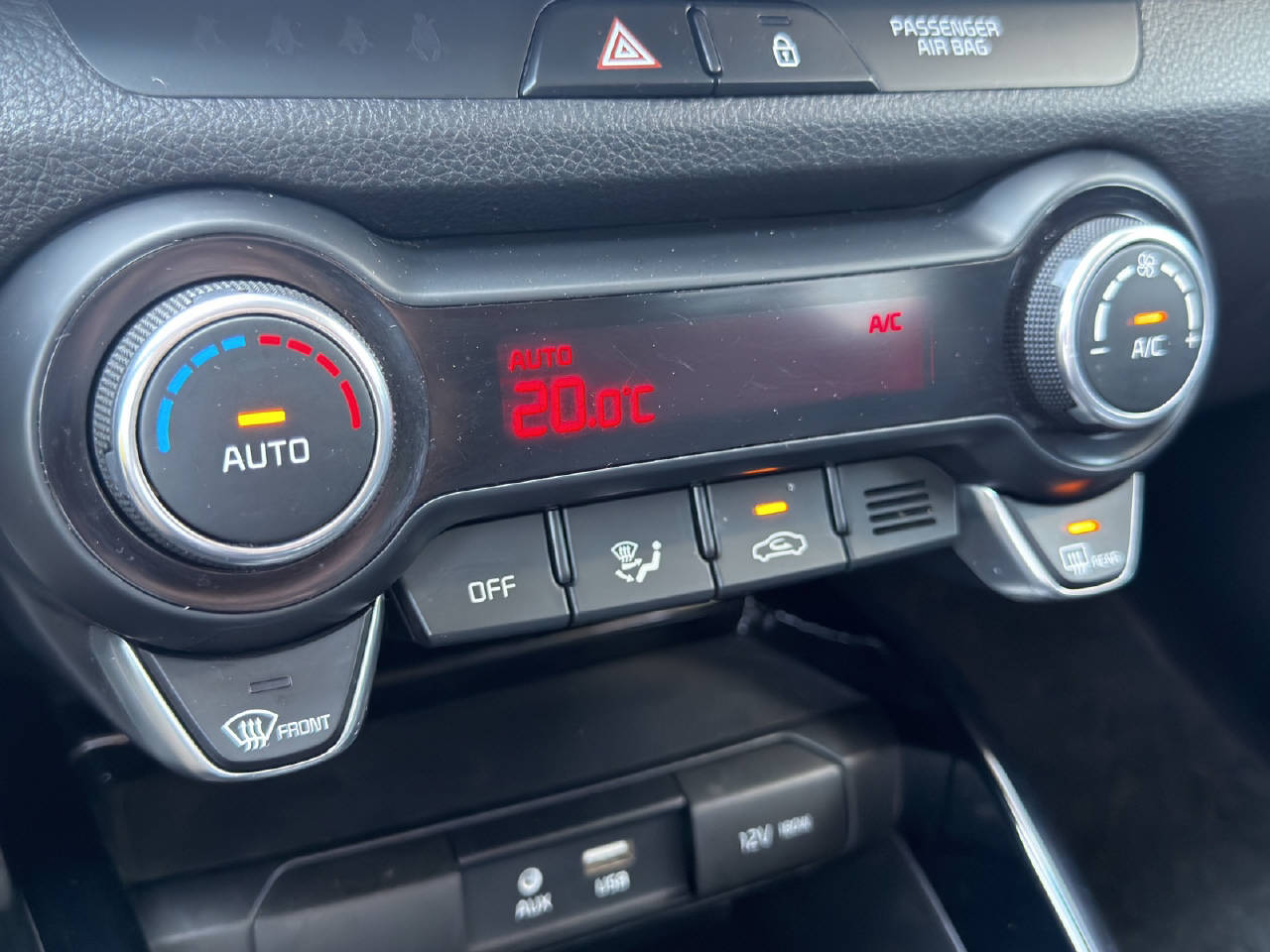 KIA Stonic 1.0 T-GDi-image-11