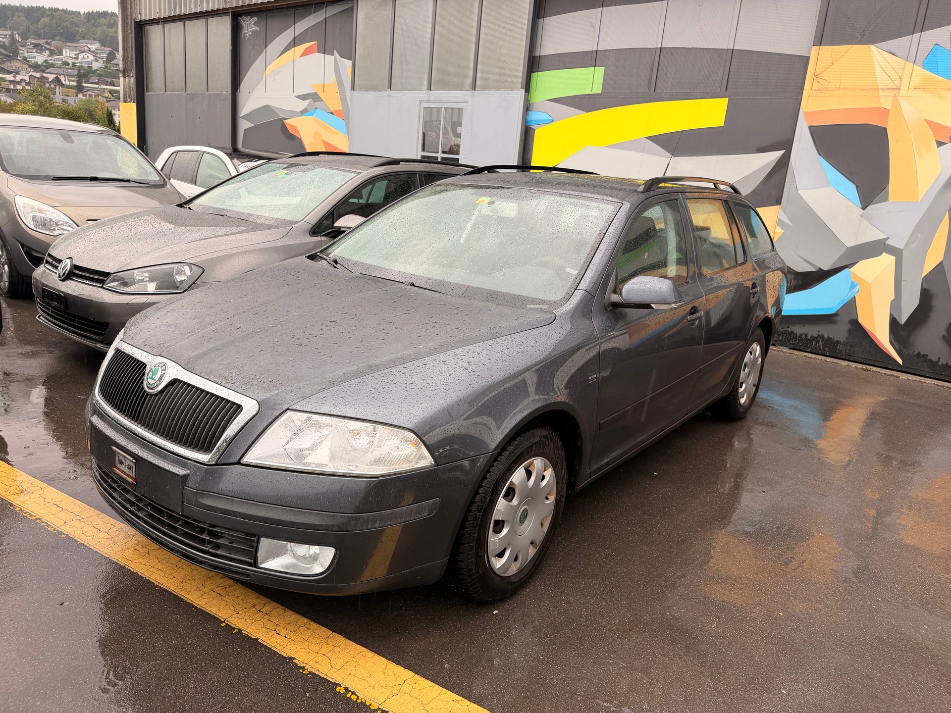 SKODA Octavia 2.0 FSI Swiss Adventure 4x4-showroom-element-1