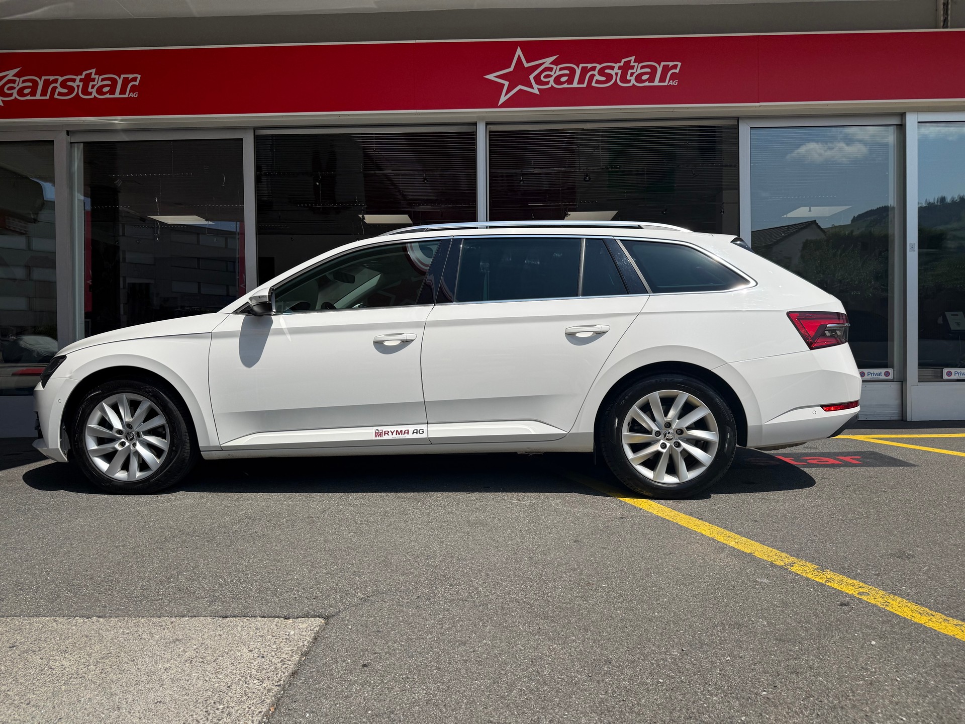 SKODA Superb Combi 2.0 TDi SportLine 4x4 DSG