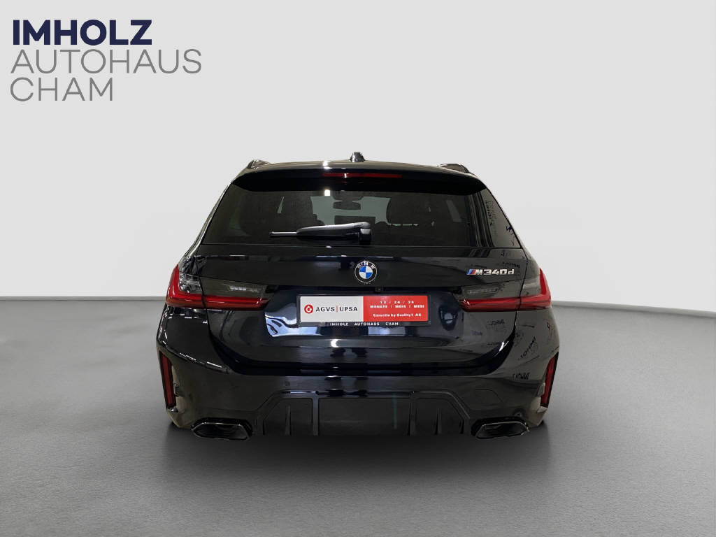 BMW M 340-showroom-element-3