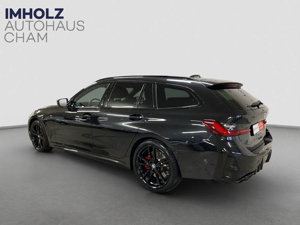 BMW M 340-showroom-element-2