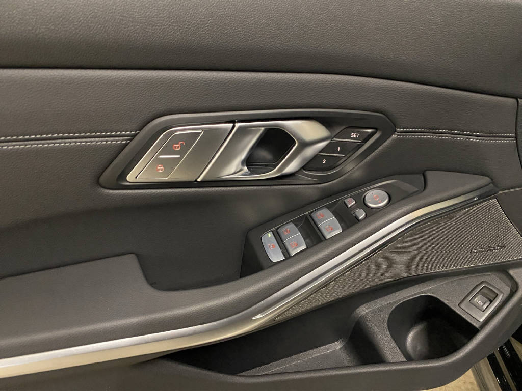 BMW M 340-image-11