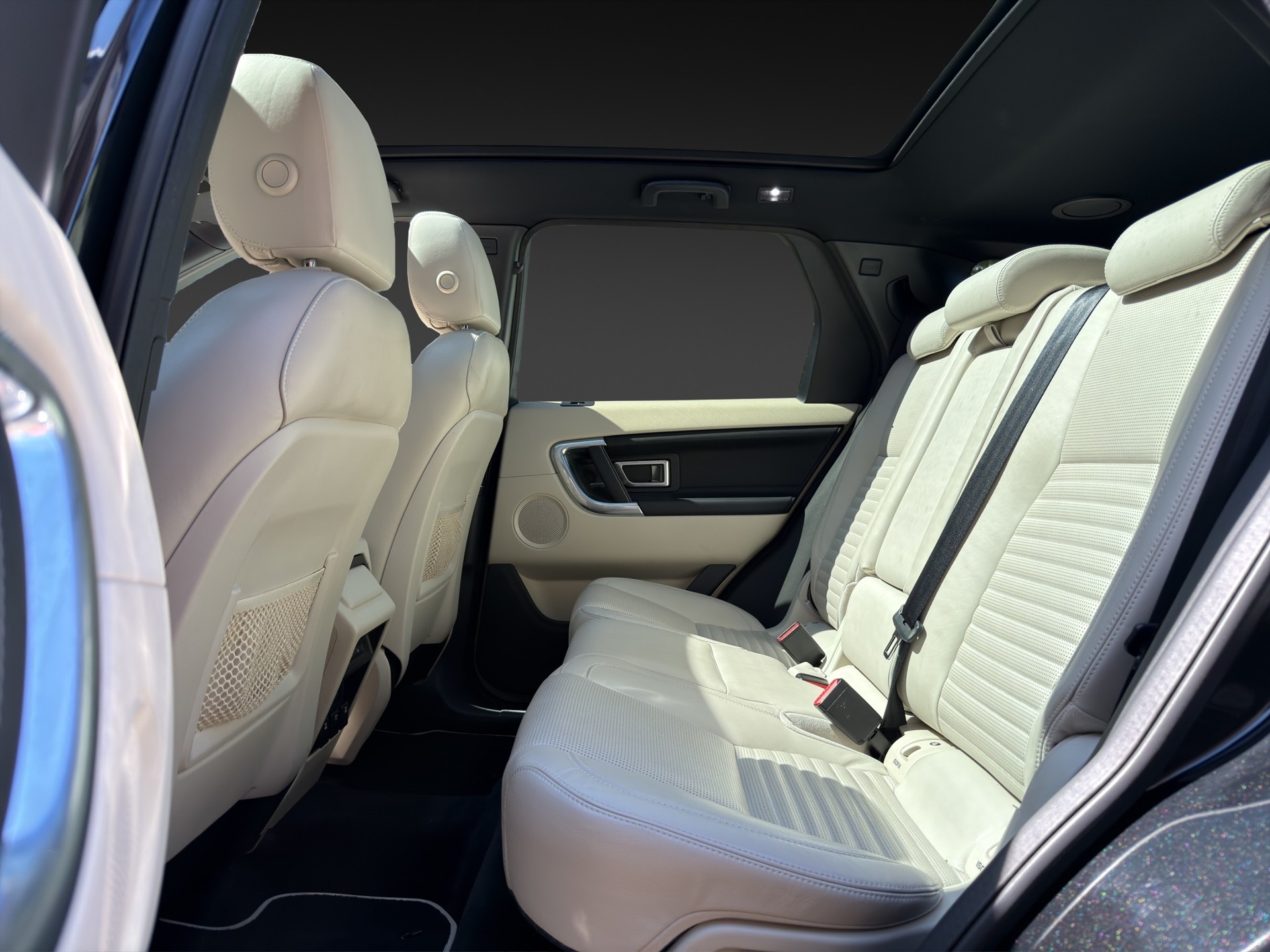 LAND ROVER Discovery Sport 2.0 Si4 HSE Luxury AT9-image-10