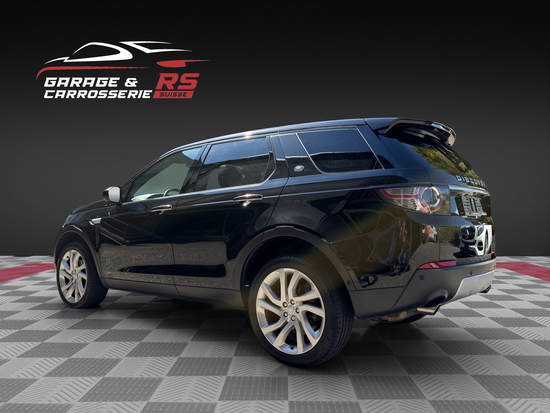 LAND ROVER Discovery Sport 2.0 Si4 HSE Luxury AT9-image-2