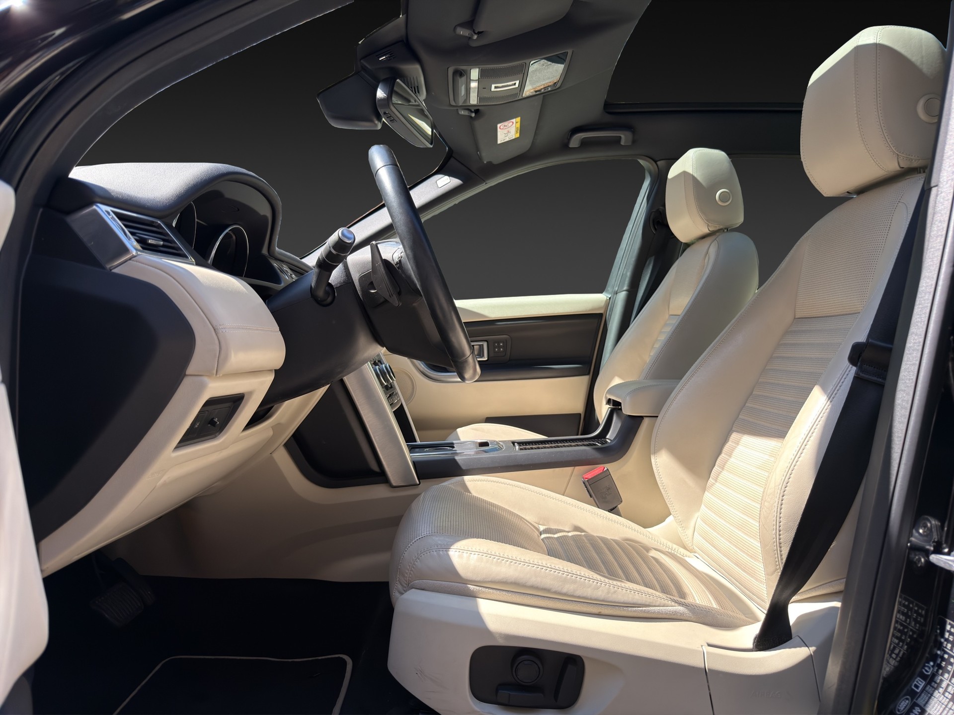 LAND ROVER Discovery Sport 2.0 Si4 HSE Luxury AT9-image-8