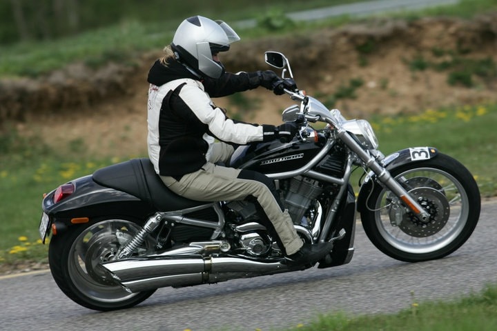 HARLEY-DAVIDSON VRSCAW V-Rod ABS-image-0