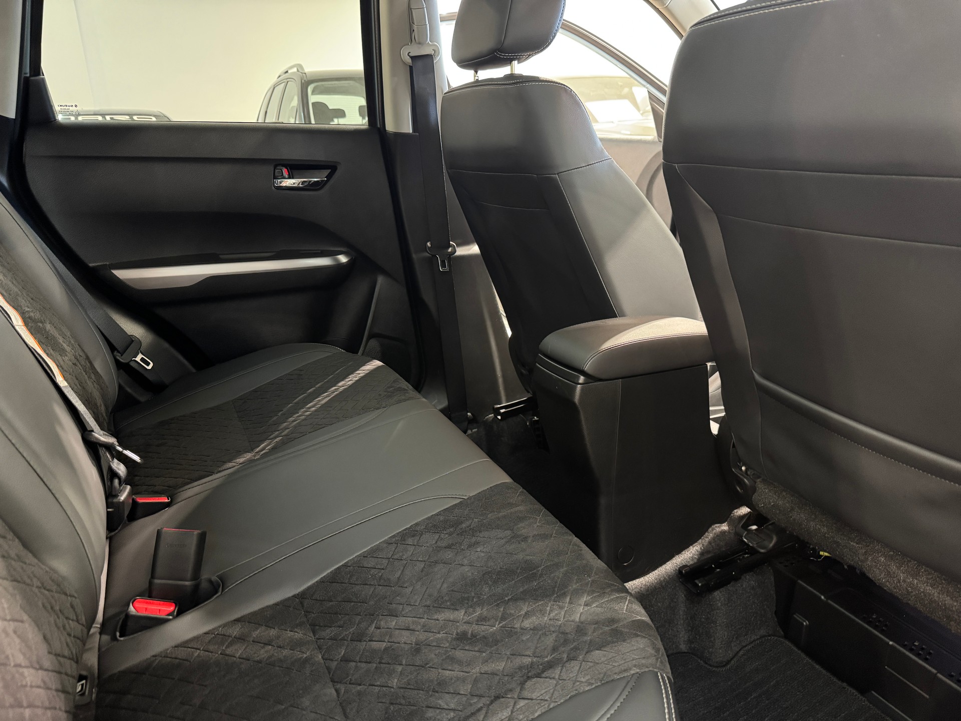 SUZUKI Vitara 1.4 Boosterjet Piz Sulai Top Hybrid-image-16