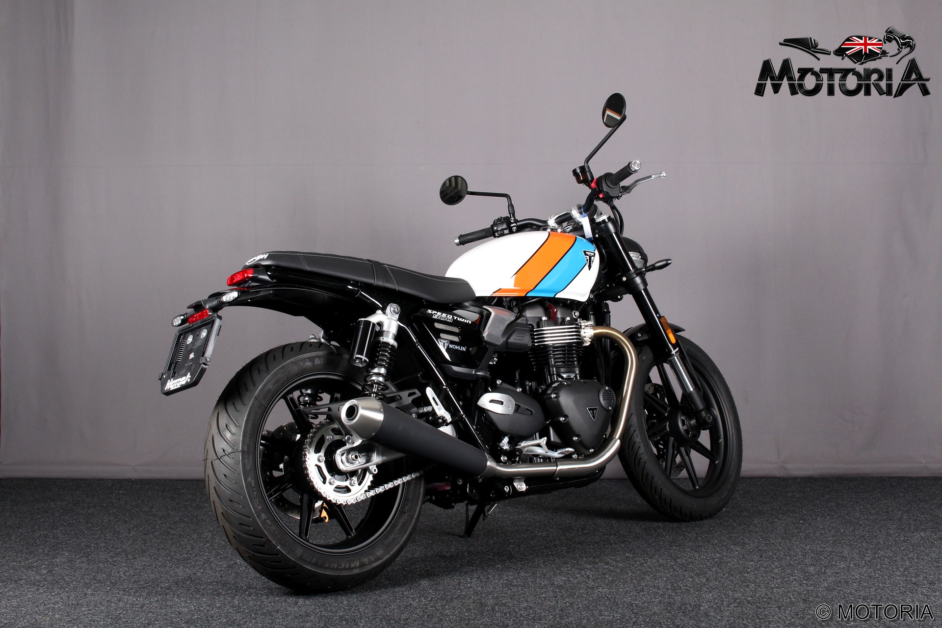 TRIUMPH Speed Twin 900 (35kW)-showroom-element-2