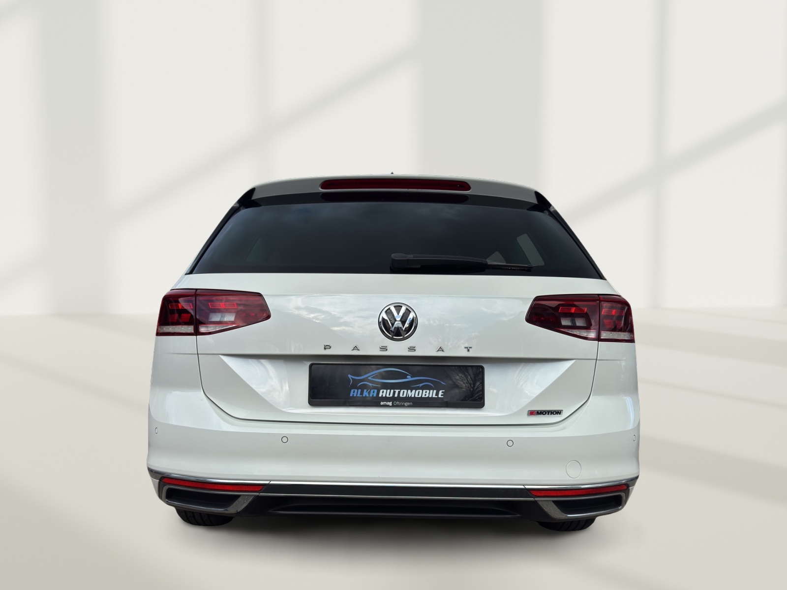 VW Passat 2.0 TDI BMT Elegance 4Motion DSG-image-5