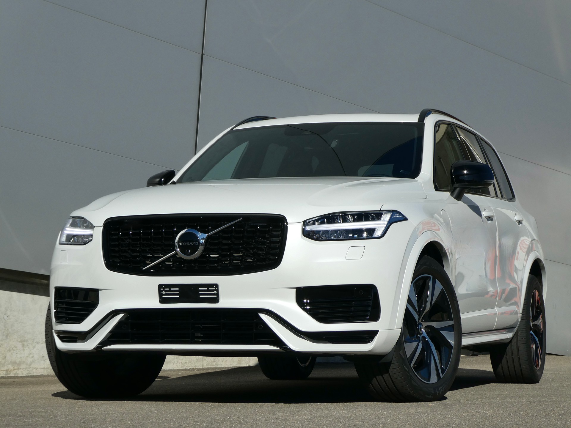 VOLVO XC90 T8 eAWD PluginHybrid Plus Dark Geartronic