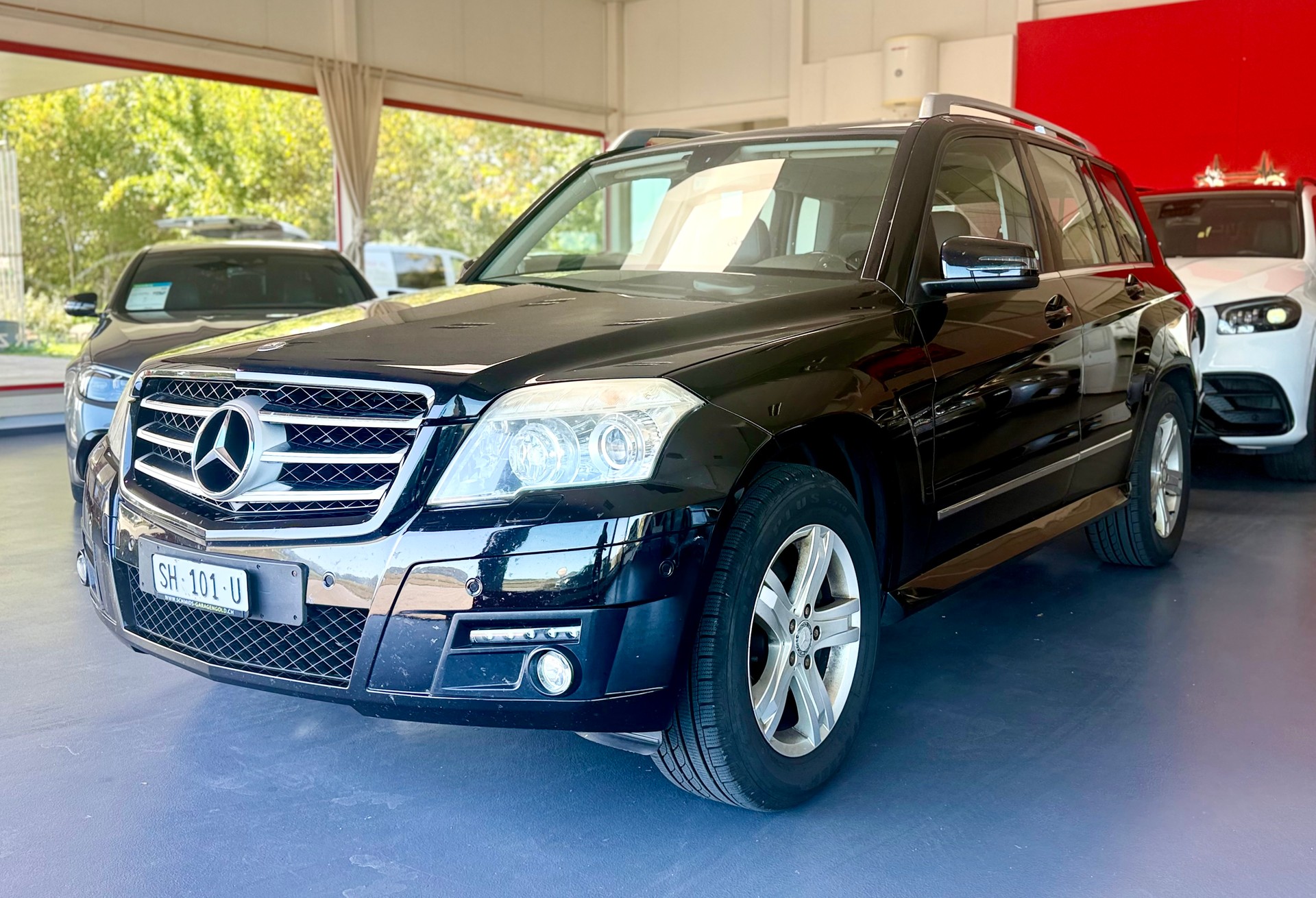 MERCEDES-BENZ GLK 300 (280) 4Matic 7G-Tronic Sport Paket-showroom-element-3