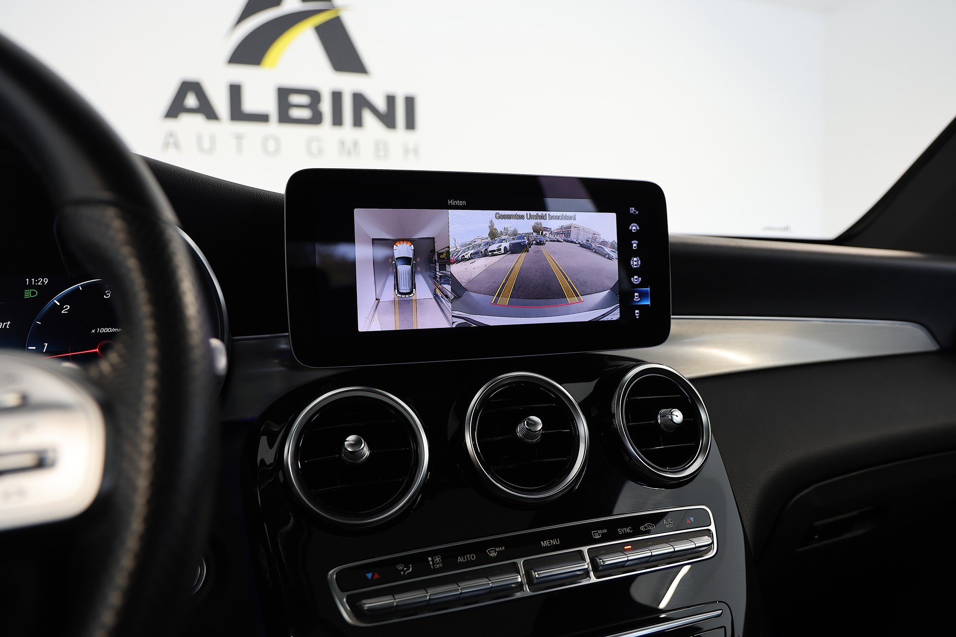 MERCEDES-BENZ GLC 220 d AMG Line 4m-image-13