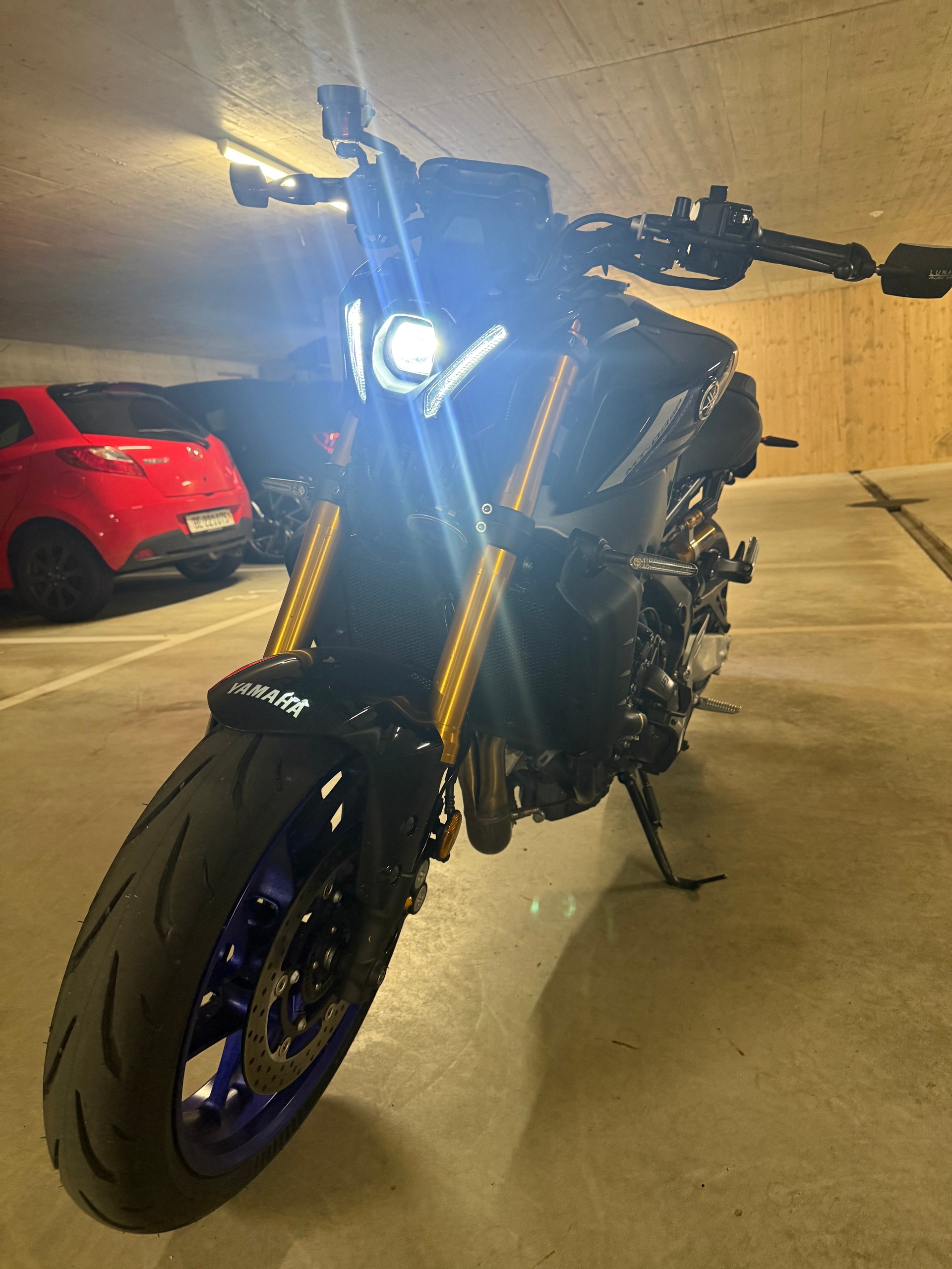 YAMAHA MT-09 SP-image-0