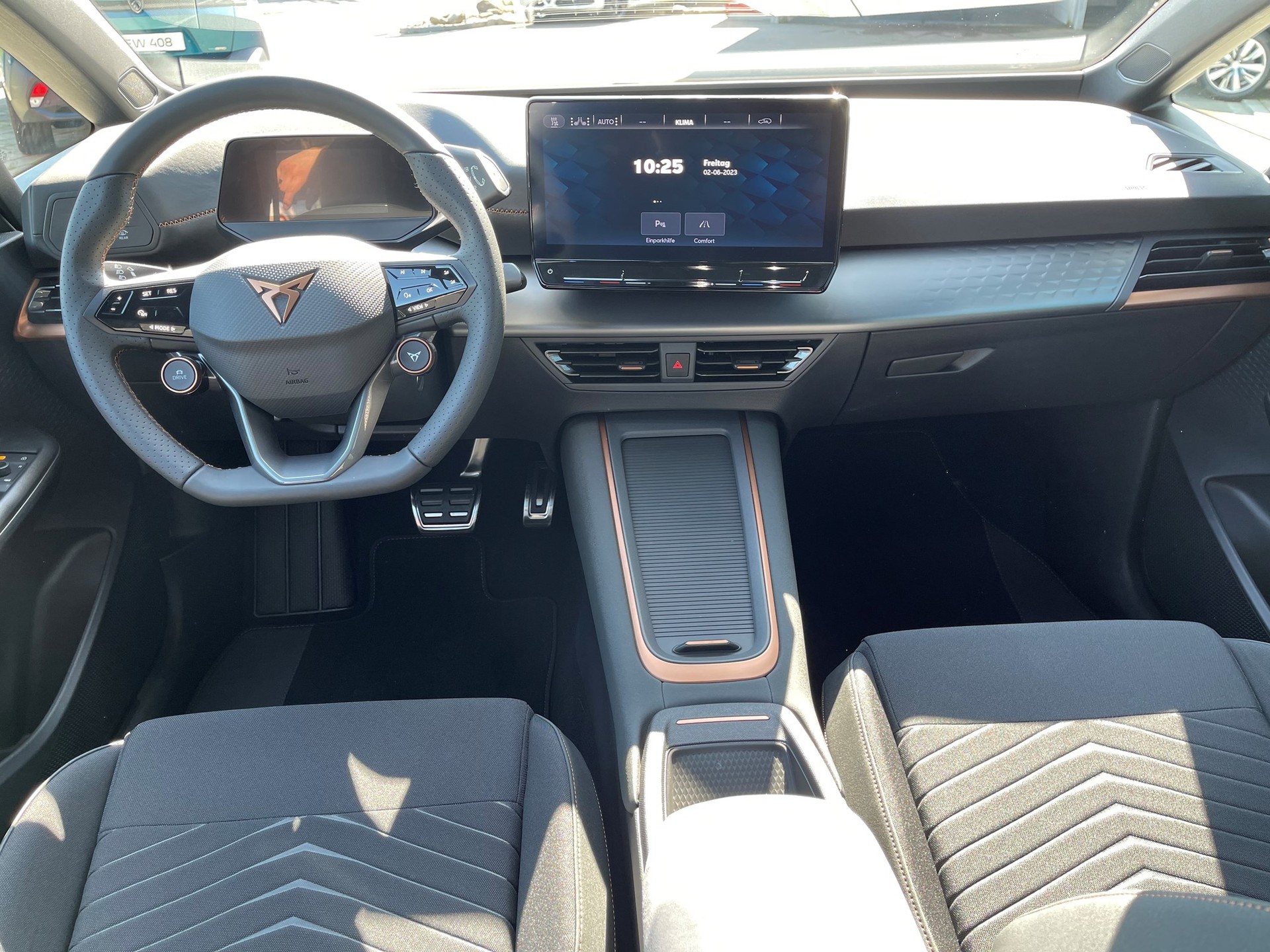 CUPRA Born 77 kWh e-Boost-showroom-element-3