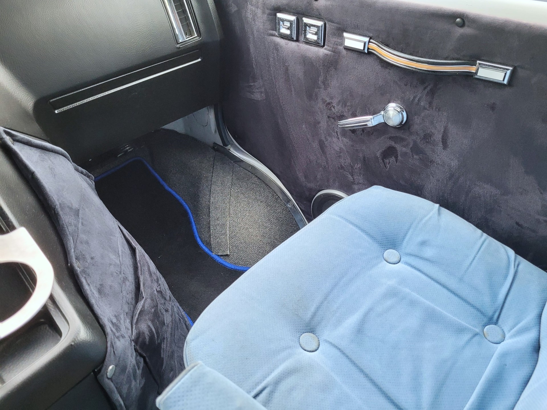CHEVROLET G-Van Chevy G-20 5.0L V8 Contempo-image-10