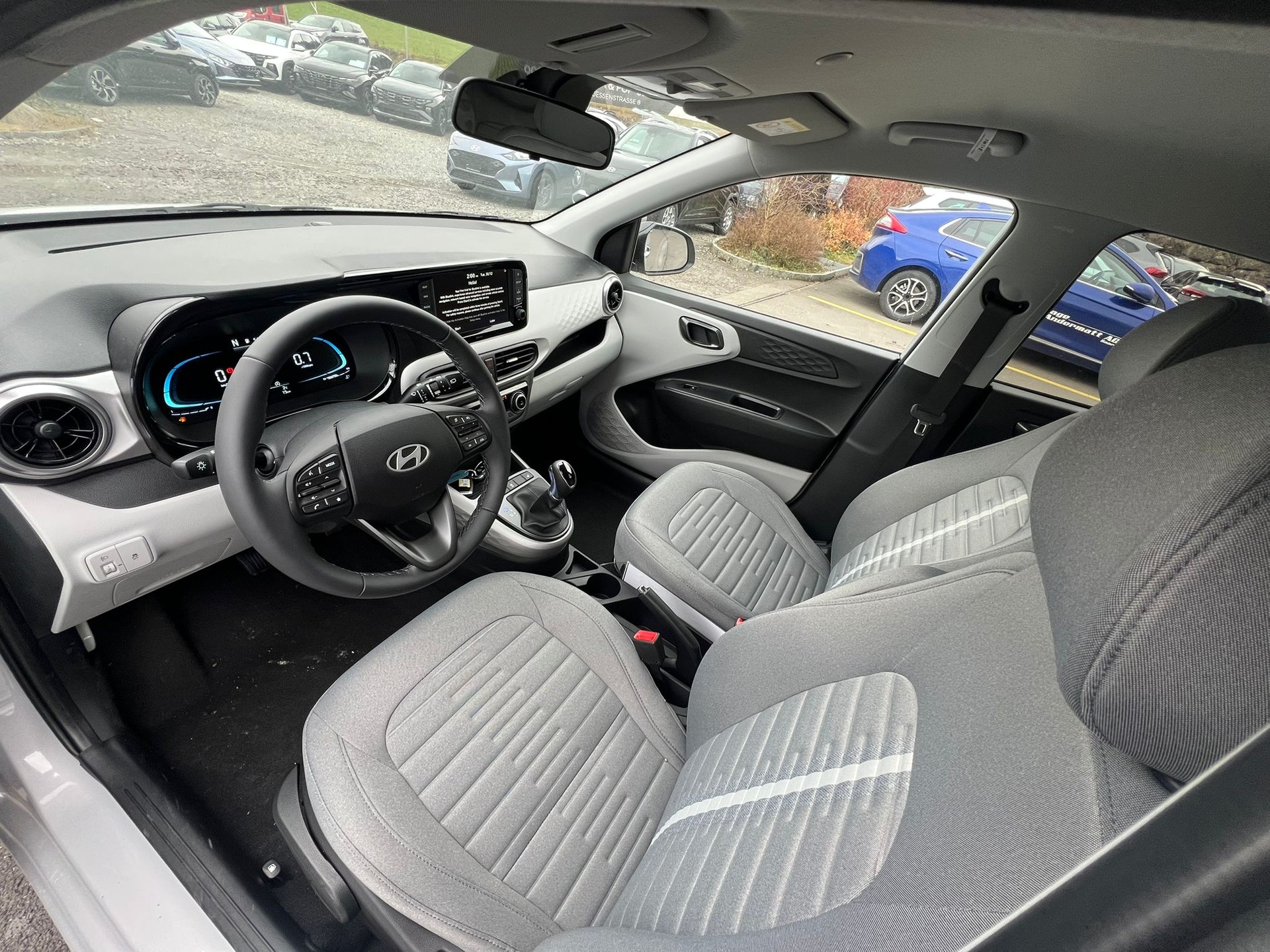 HYUNDAI i10 1.2 Vertex Aut.-image-9