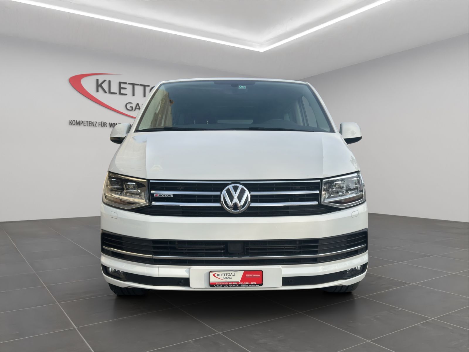 VW T6 Multivan 2.0 TDI 204 Highline DSG 4m-image-1