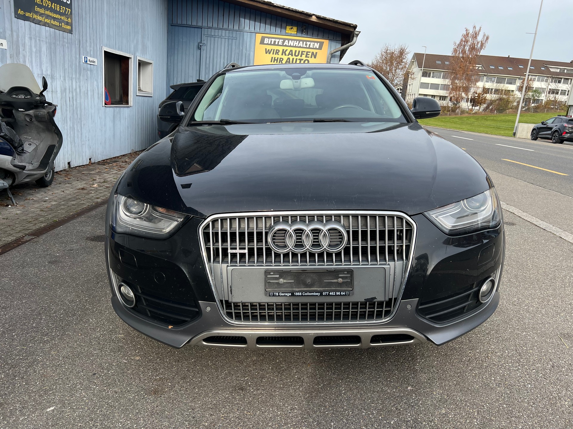 AUDI A4 allroad 2.0 TFSI quattro S-tronic-showroom-element-1