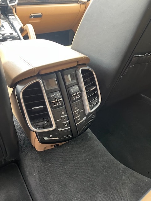 PORSCHE Cayenne S-image-9