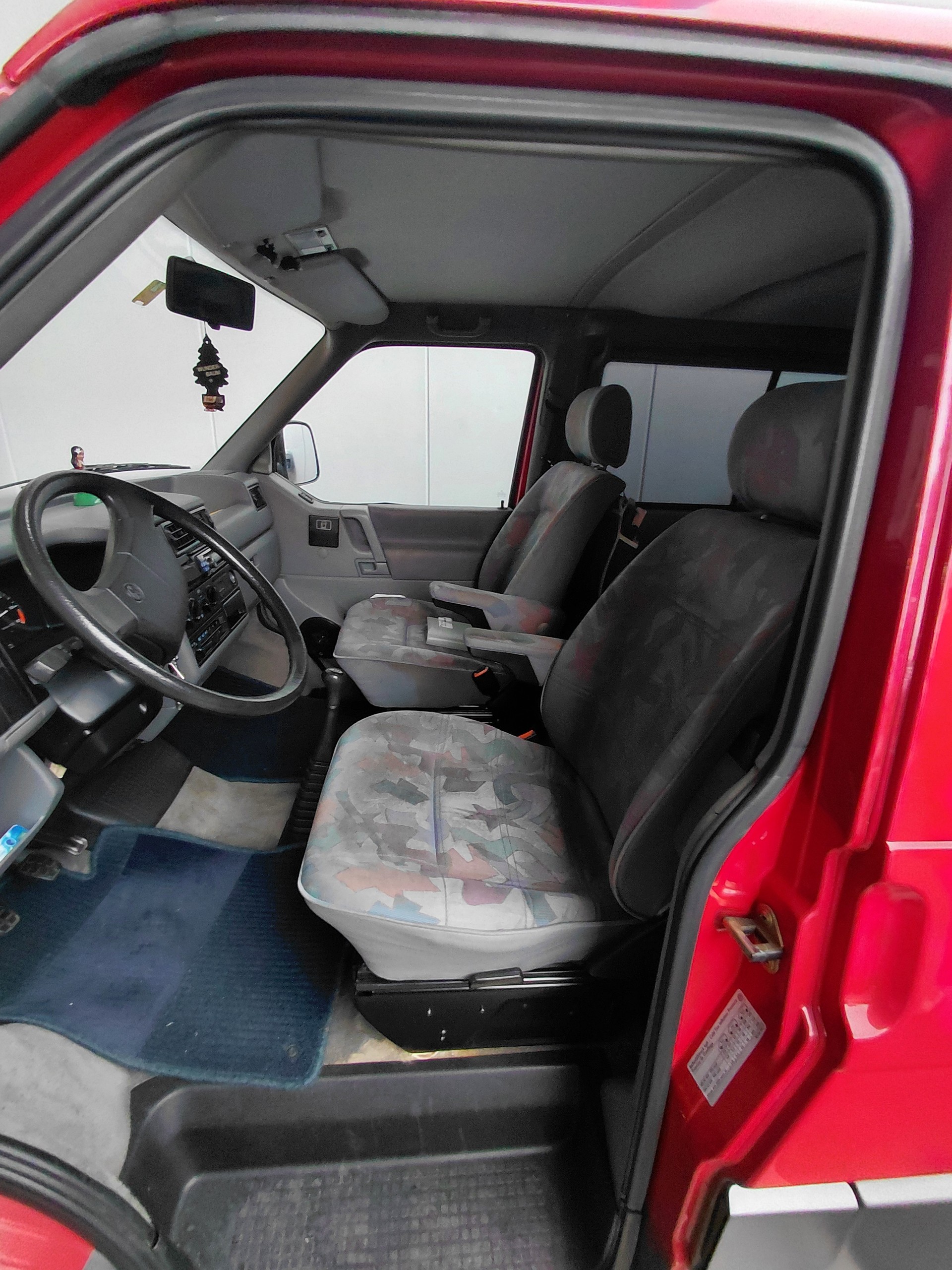 VW T4 Multivan 2.5 Allstar-image-14