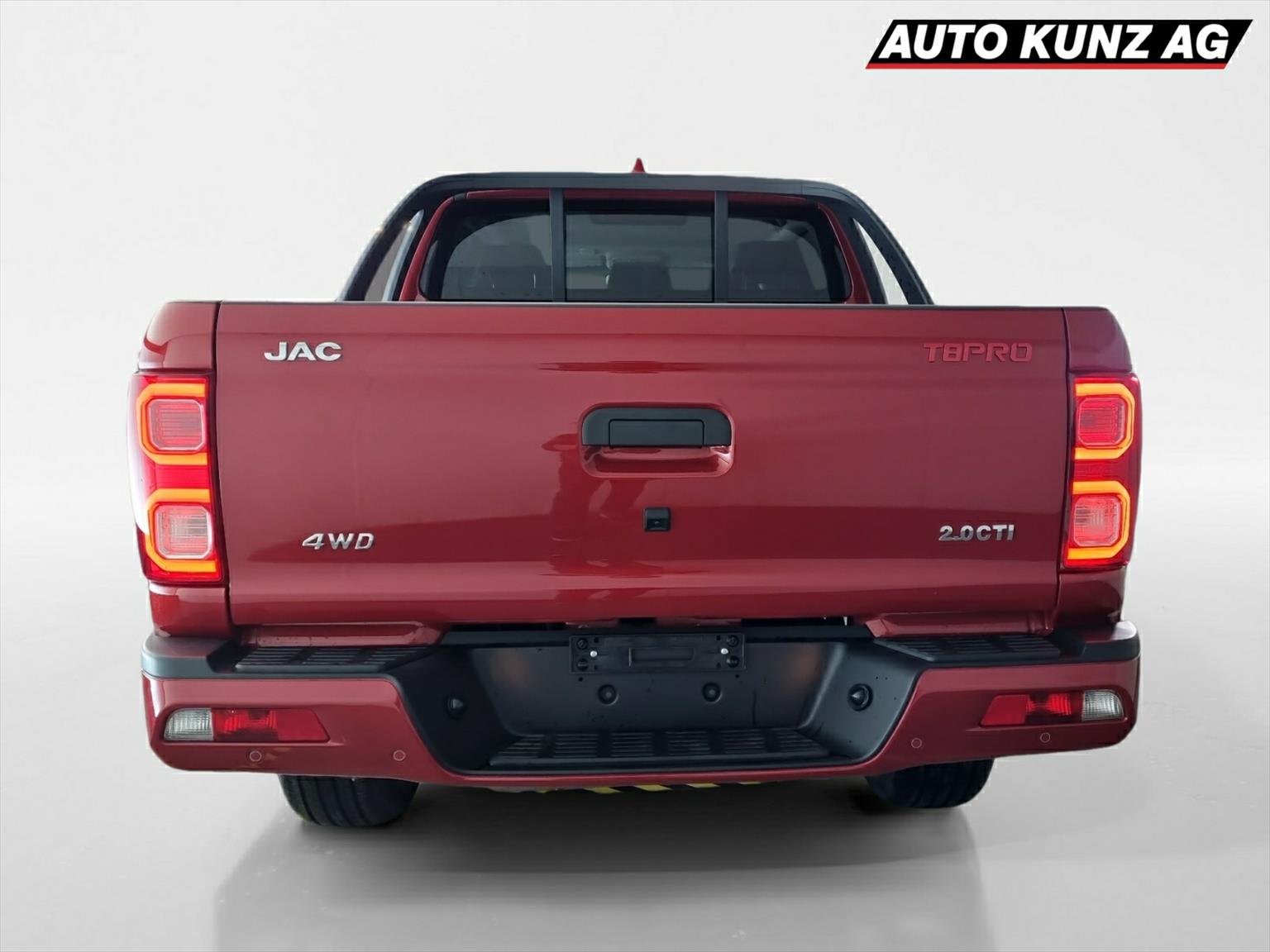 JAC T8 Pro Diesel 2.0Di AWD-showroom-element-3