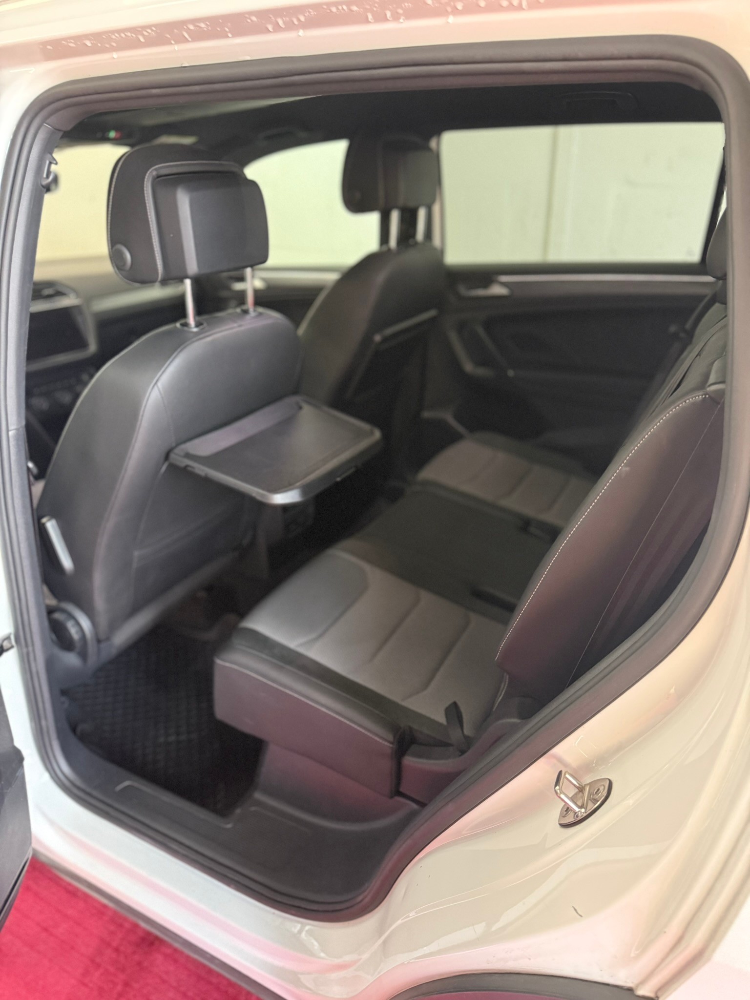 VW Tiguan Allspace 2.0 TDI SCR Highline 4Motion DSG-image-12
