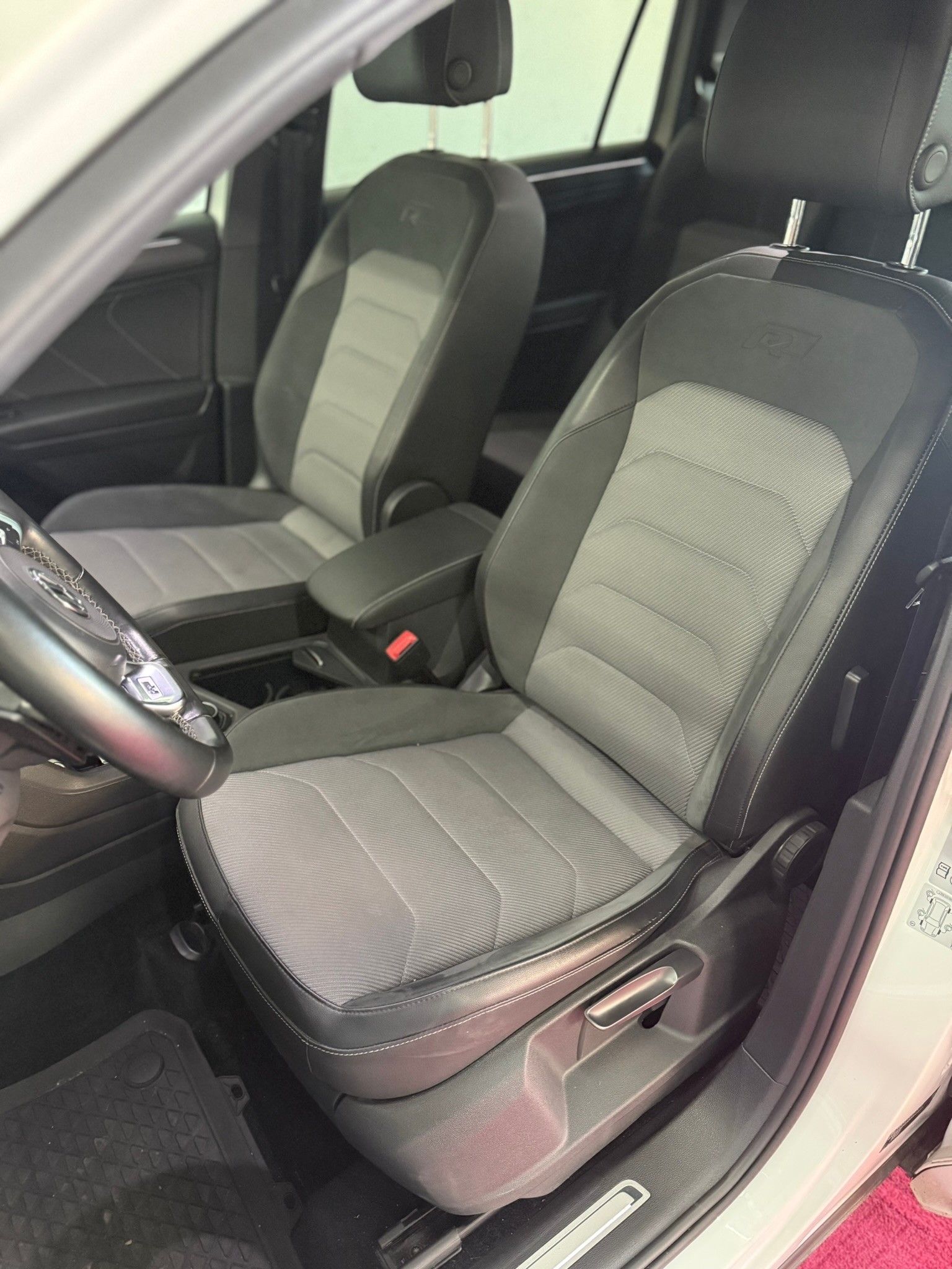VW Tiguan Allspace 2.0 TDI SCR Highline 4Motion DSG-image-11