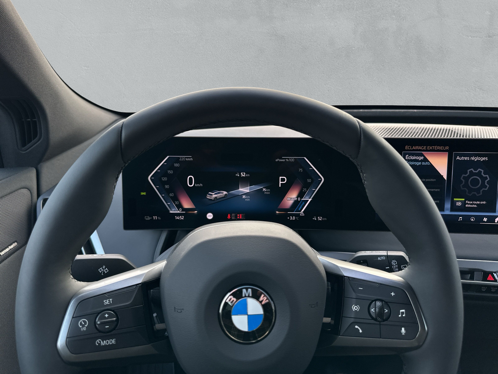 BMW iX xDrive60 M Sport Pro **Action de leasing à 0.9%**-image-17