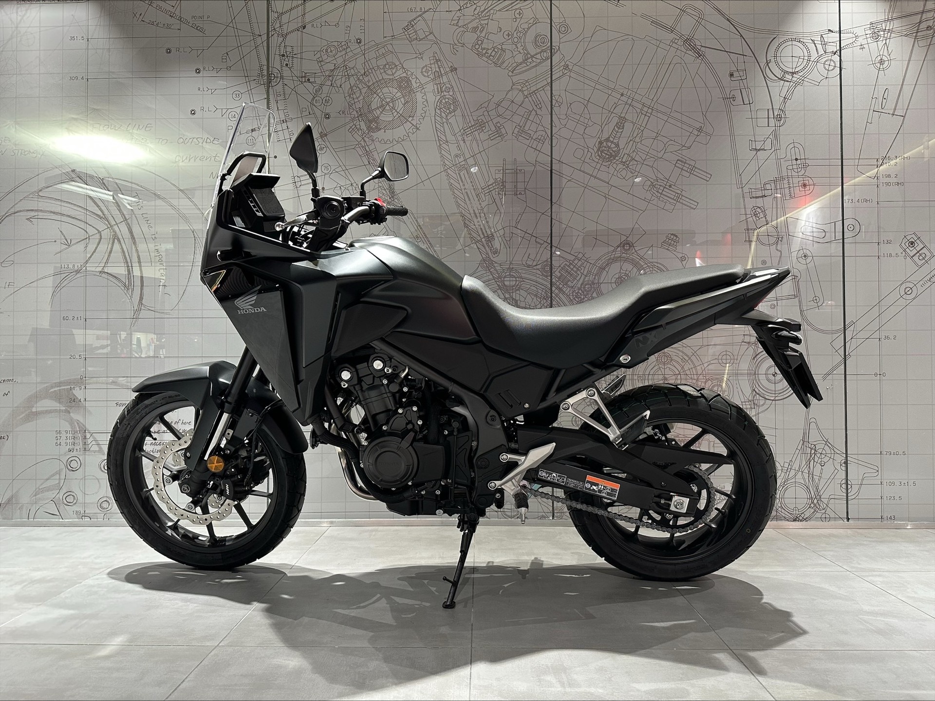 HONDA NX 500-showroom-element-1