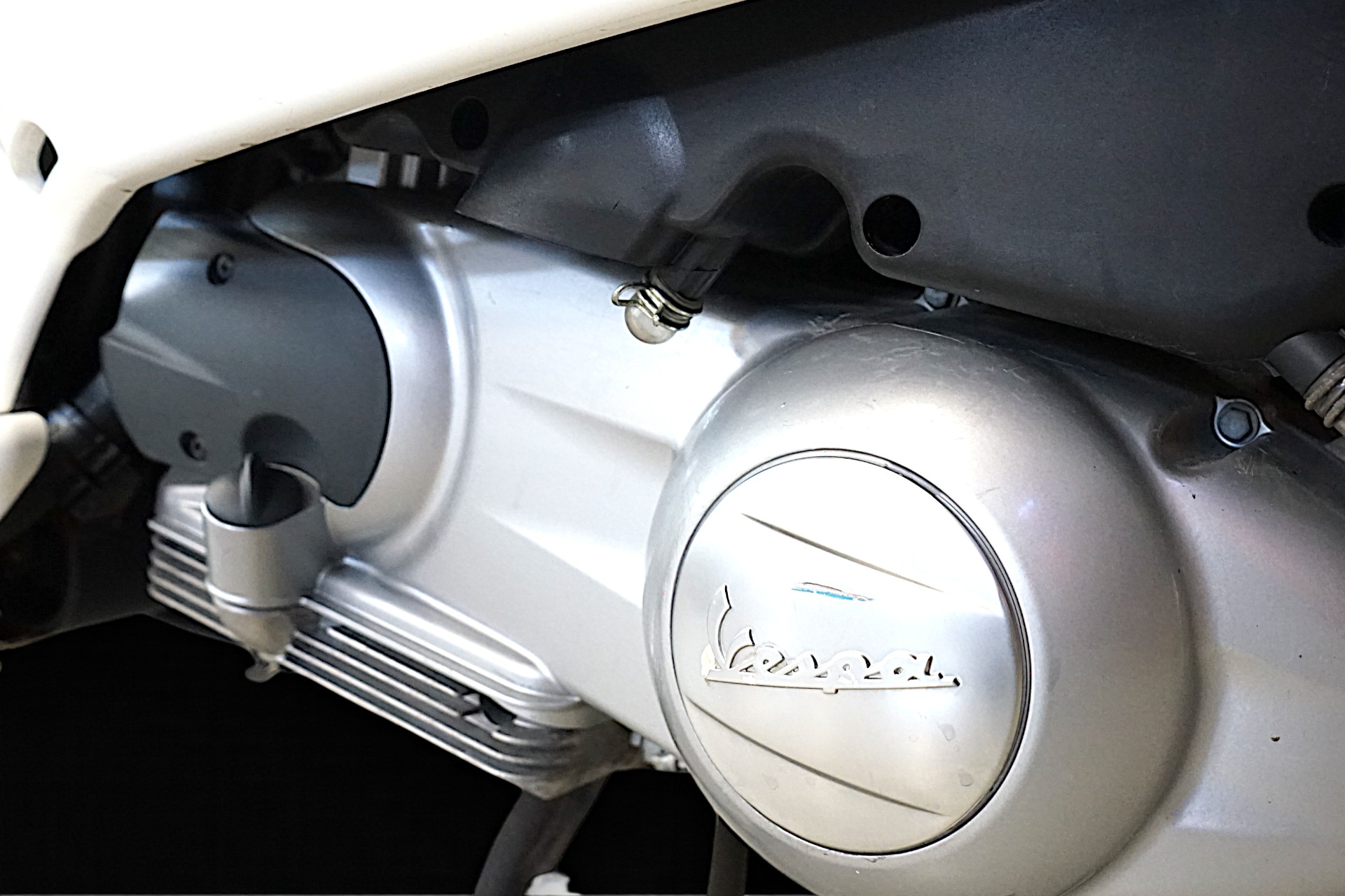 PIAGGIO Vespa GTS Super 300 i.e ABS-image-7