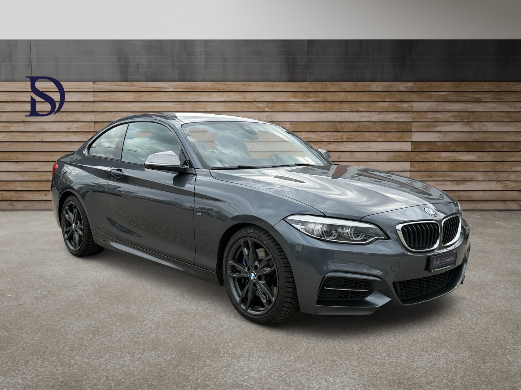 BMW M240i xDrive Steptronic-showroom-element-2