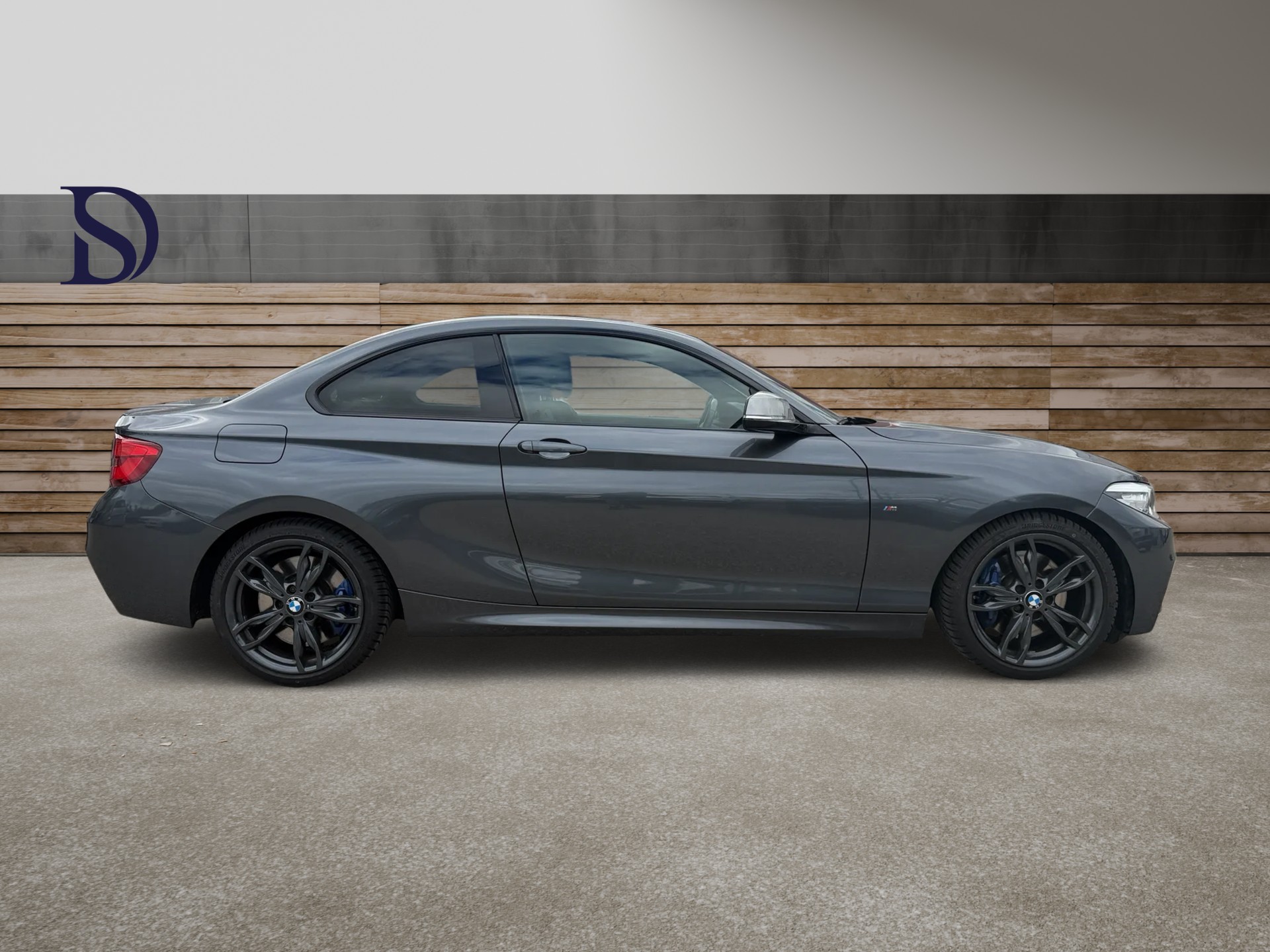 BMW M240i xDrive Steptronic-showroom-element-1