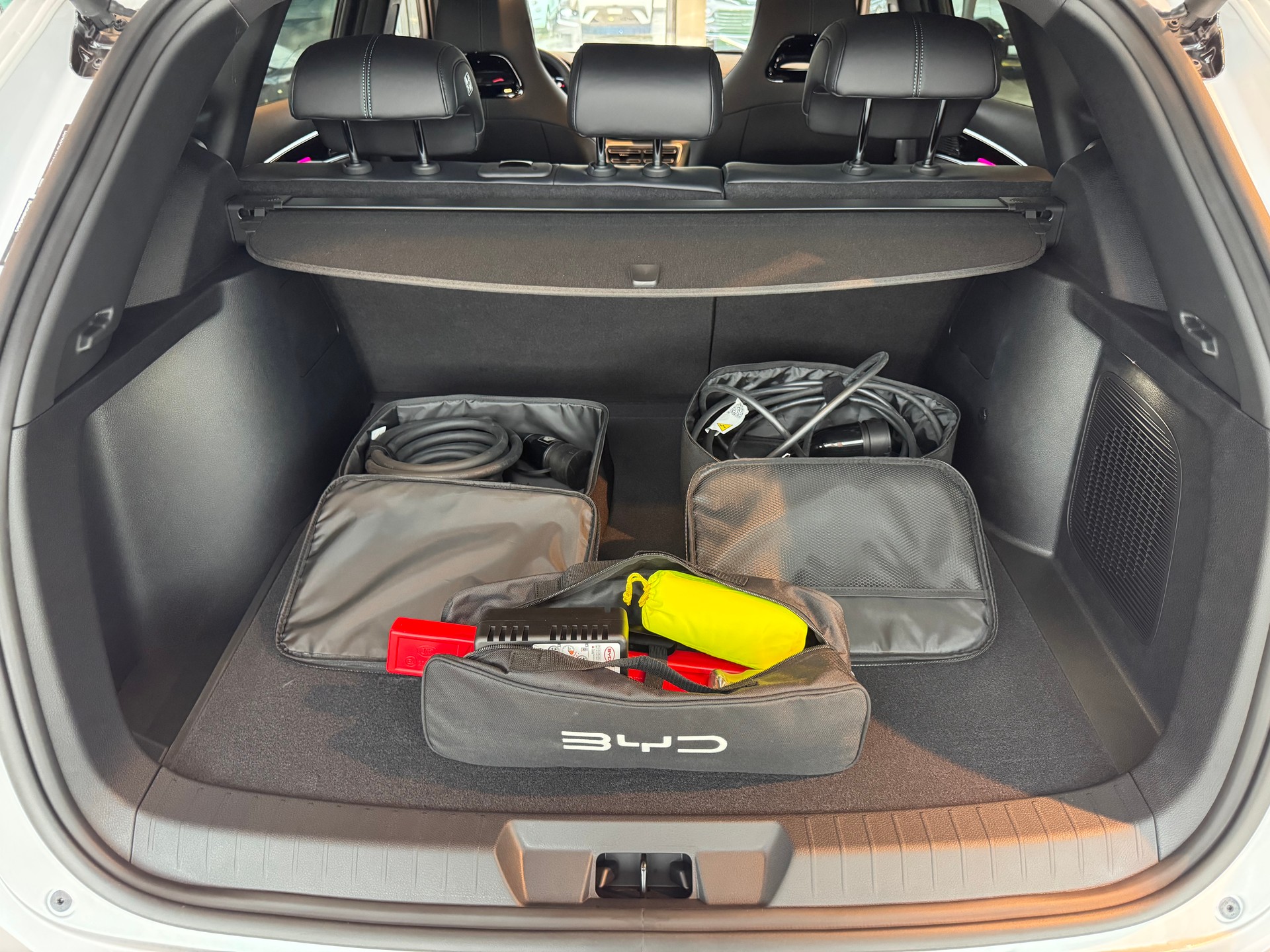 BYD Seal U DM-i Design AWD-image-27
