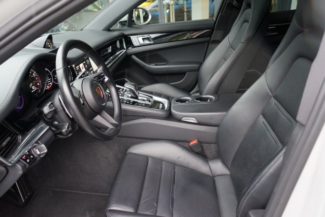 PORSCHE Panamera 4S E-Hybrid Sport Turismo-image-11