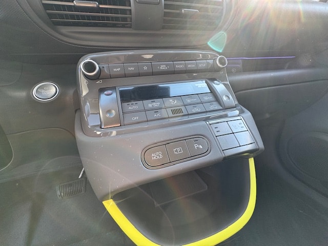 HYUNDAI Inster 49kWh Vertex Cross-image-12