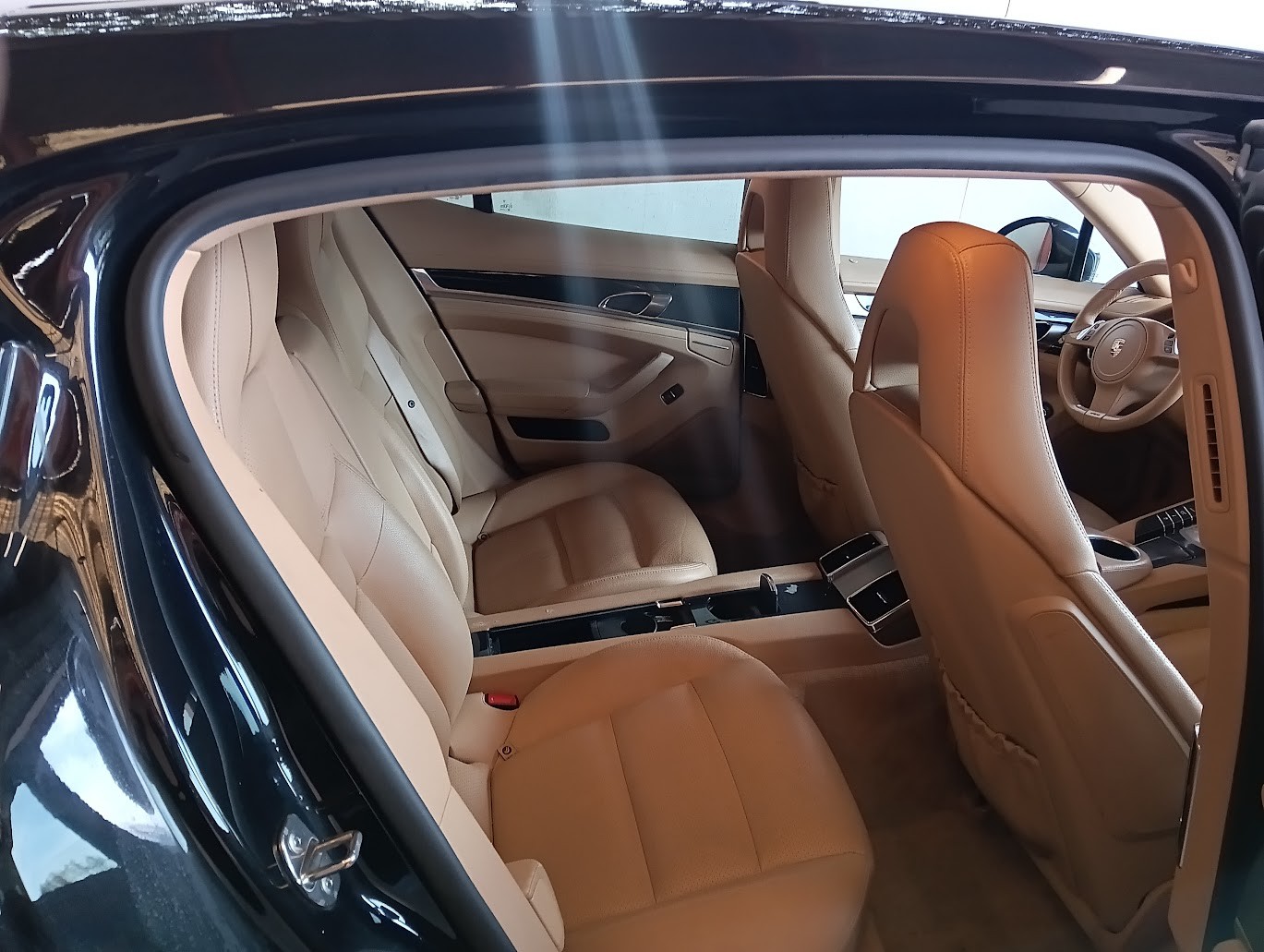 PORSCHE Panamera 4 3.6 PDK-image-9