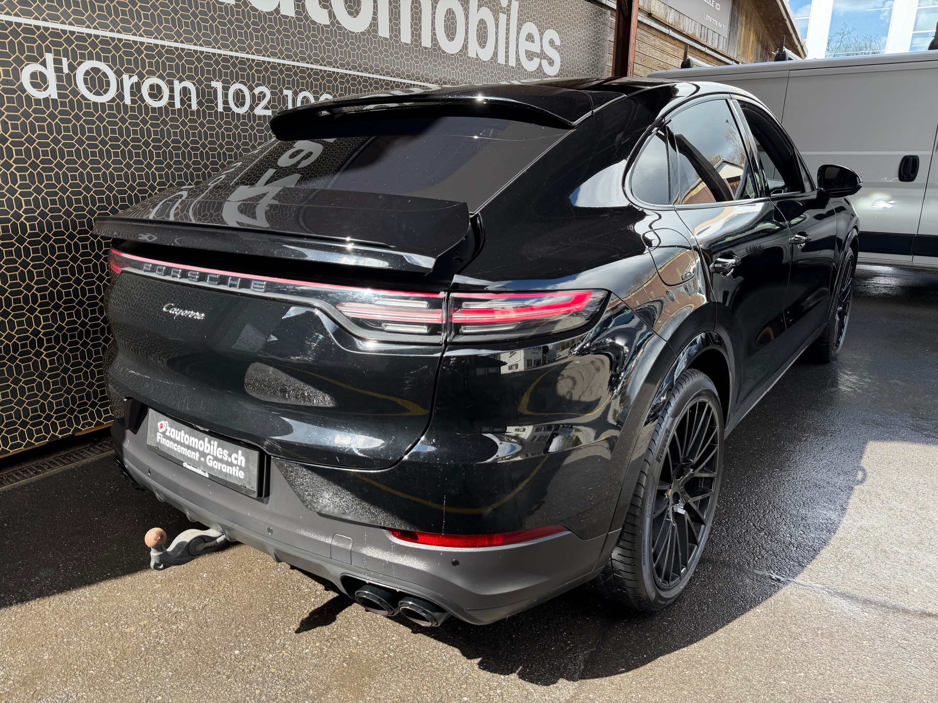 PORSCHE Cayenne Coupé-image-4