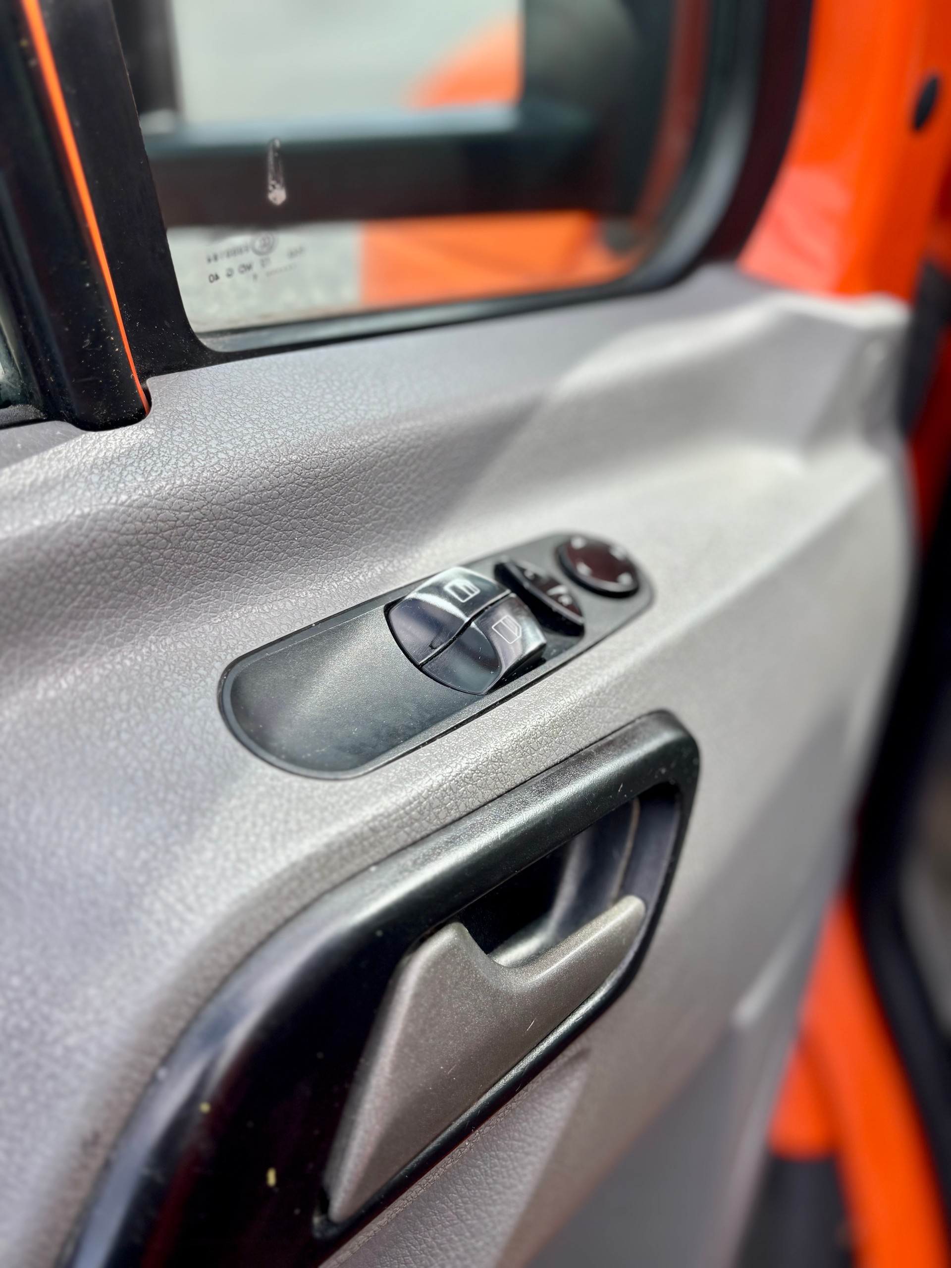 VW Crafter 35 2.5 BlueTDI 164 PS-image-11