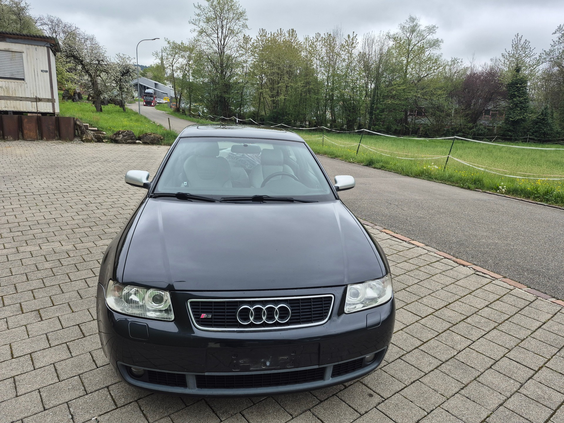 AUDI S3 quattro-image-1